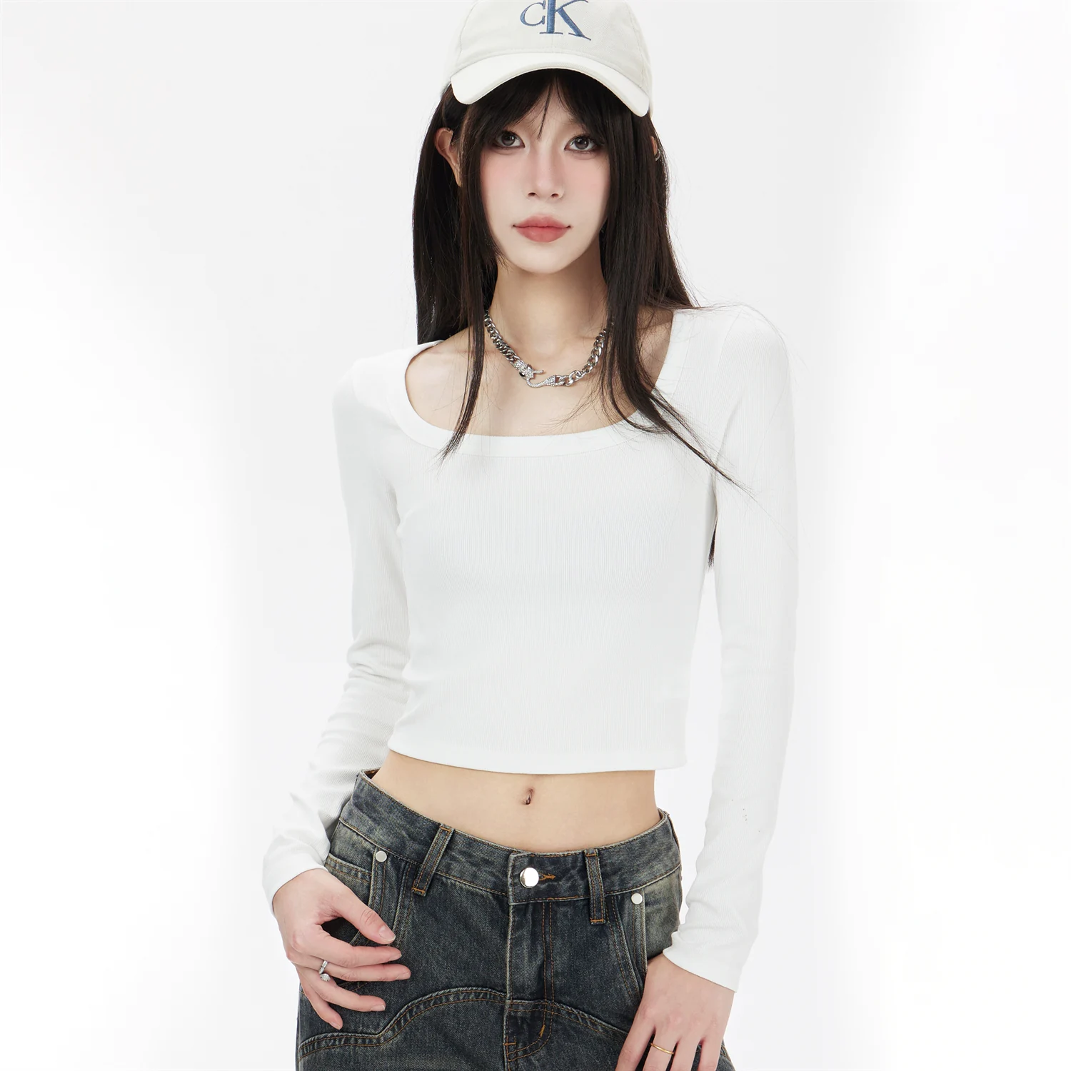 スクエアネック 長袖ニットトップス 商品写真