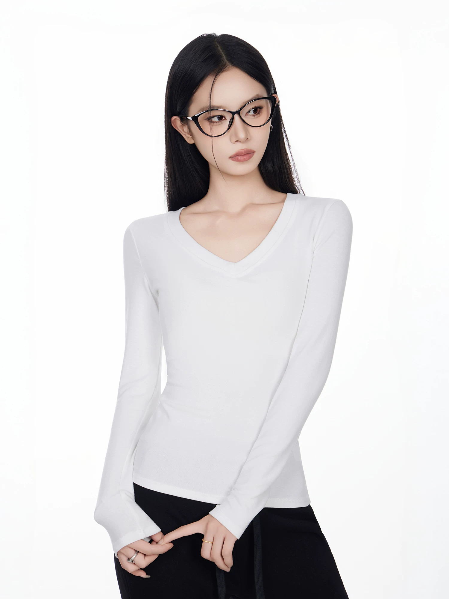 Vネック 長袖Tシャツ 商品説明・サイズ資料