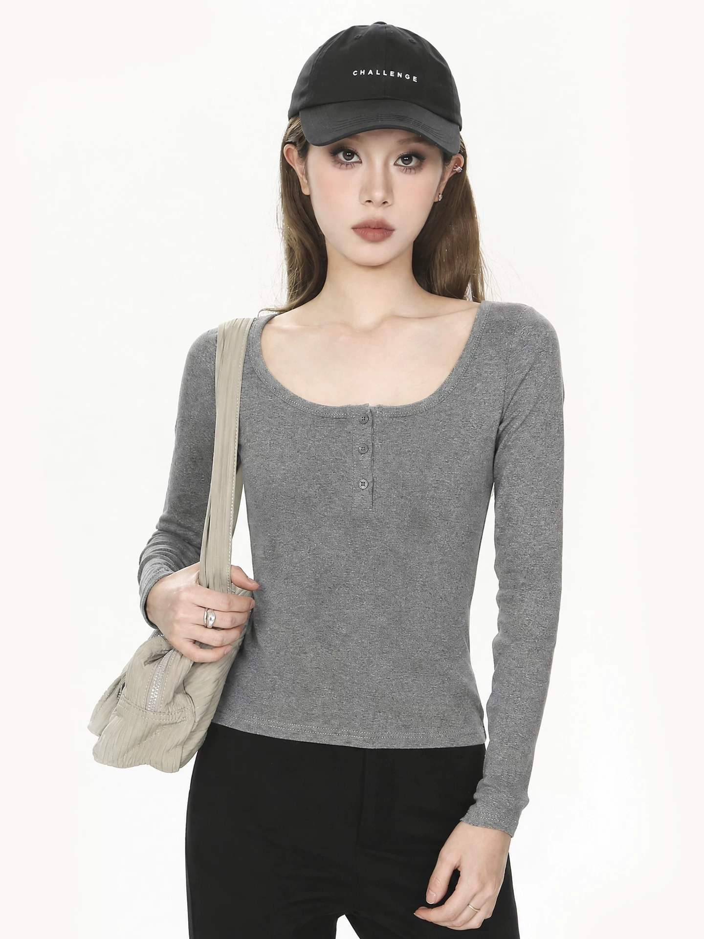 ショート丈 長袖Tシャツ 商品写真