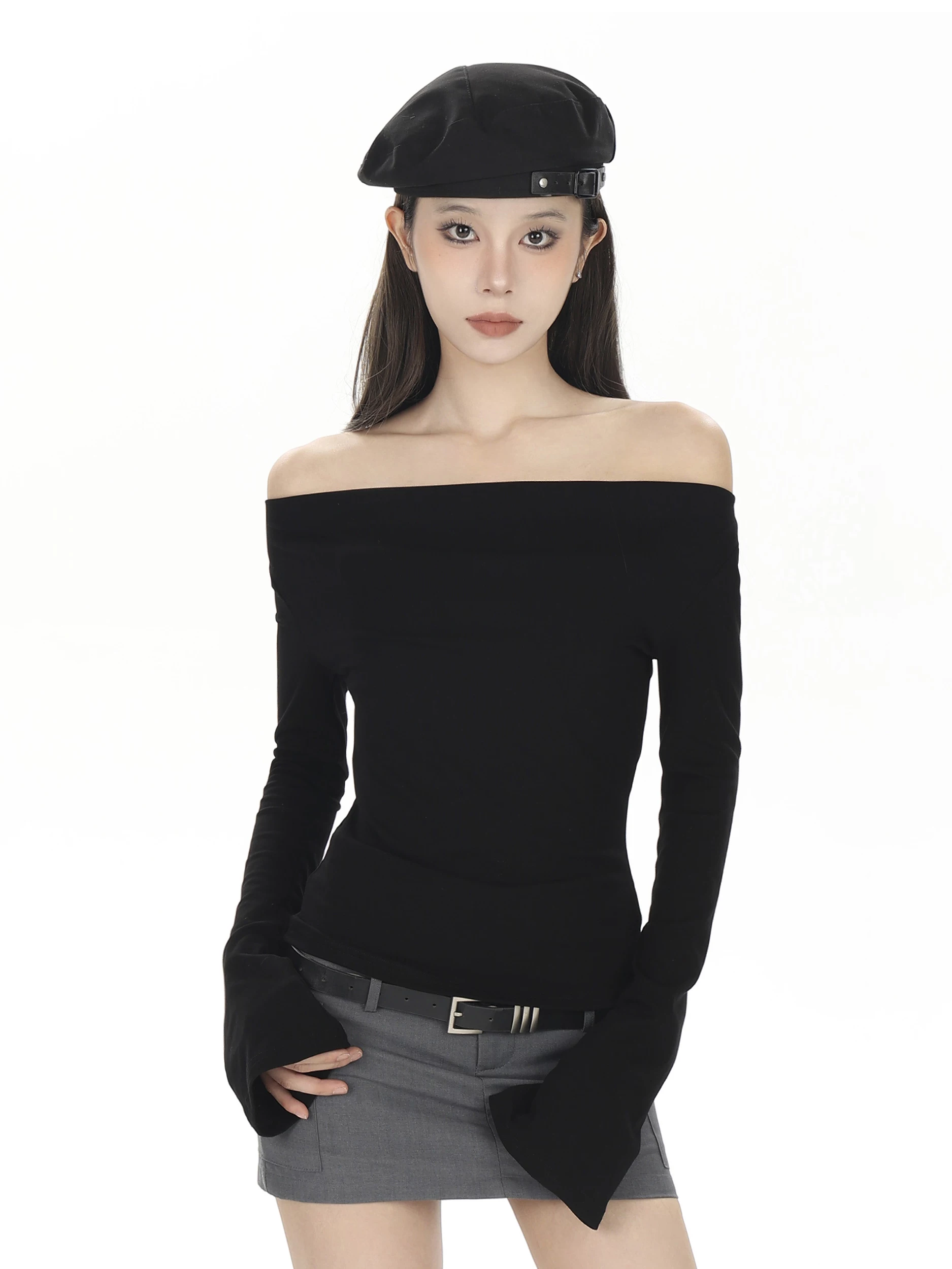 オフショルダー ドレープネック 長袖Tシャツ 商品写真