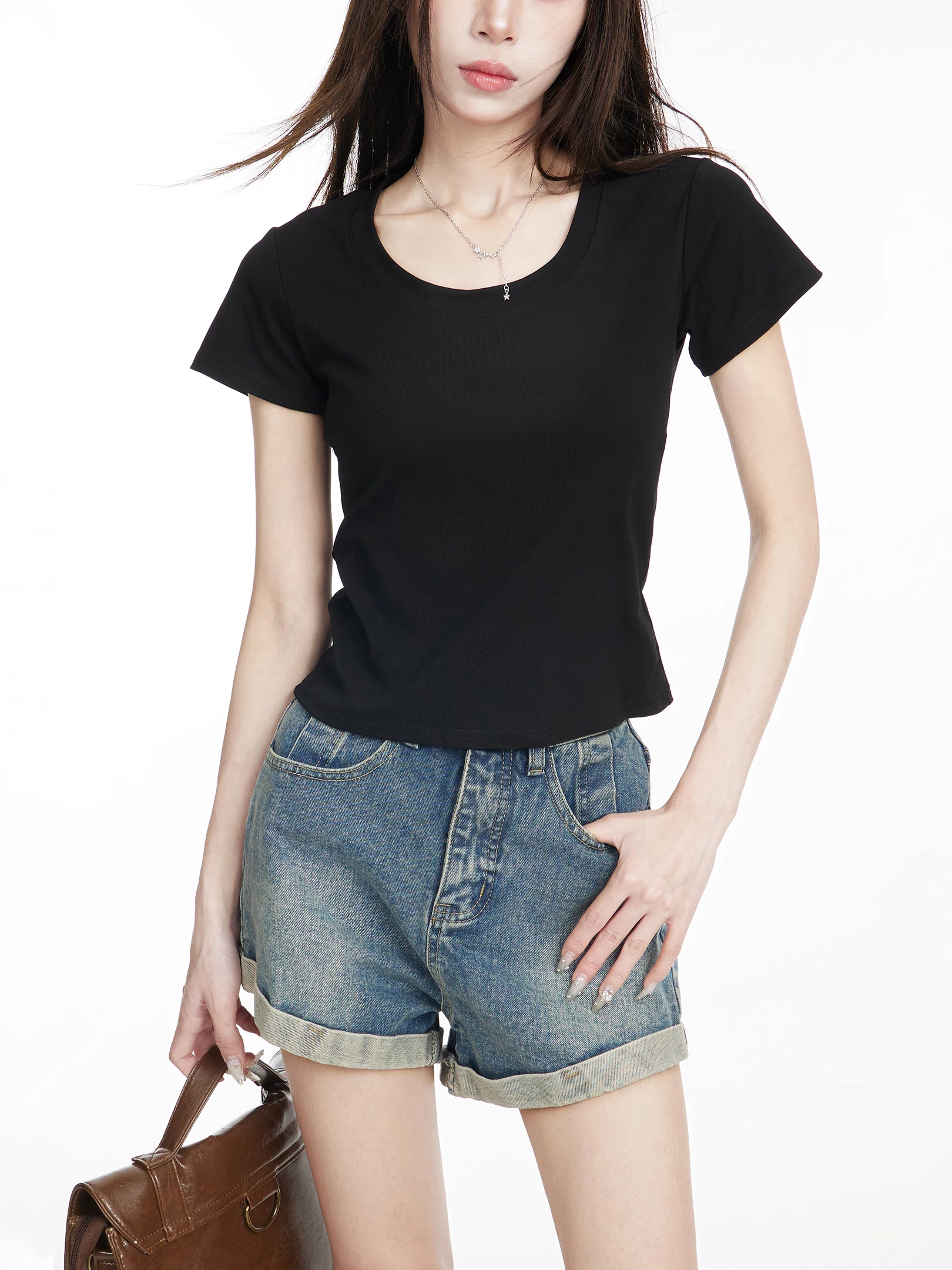 ショート丈 半袖Tシャツ 商品写真