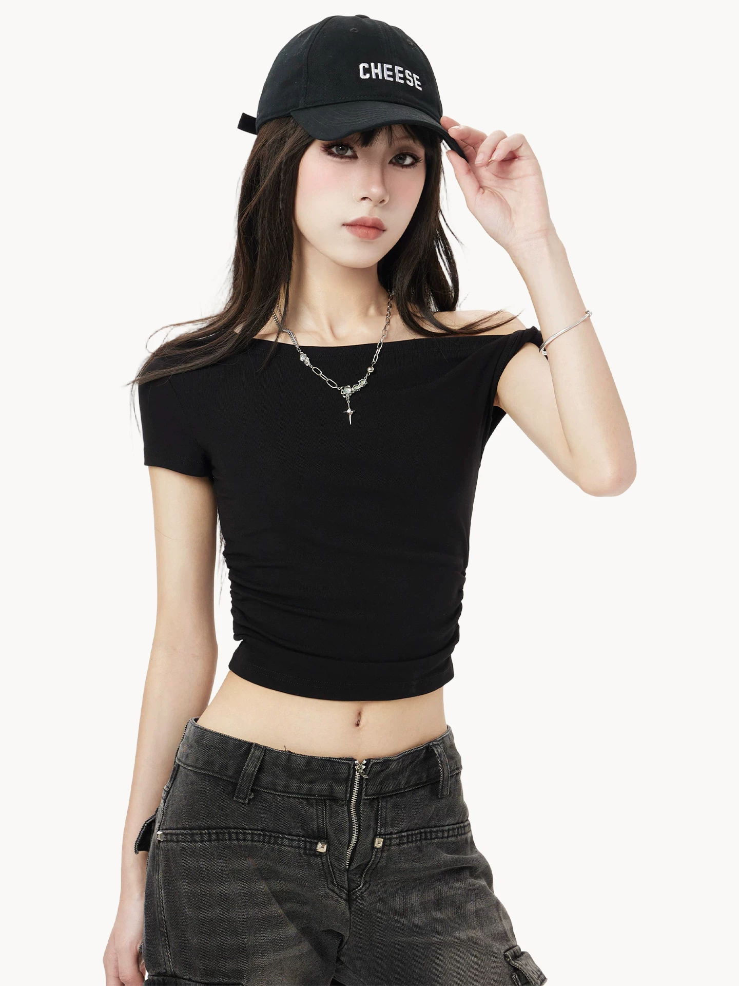 オフショルダー ショート丈Tシャツ 商品写真
