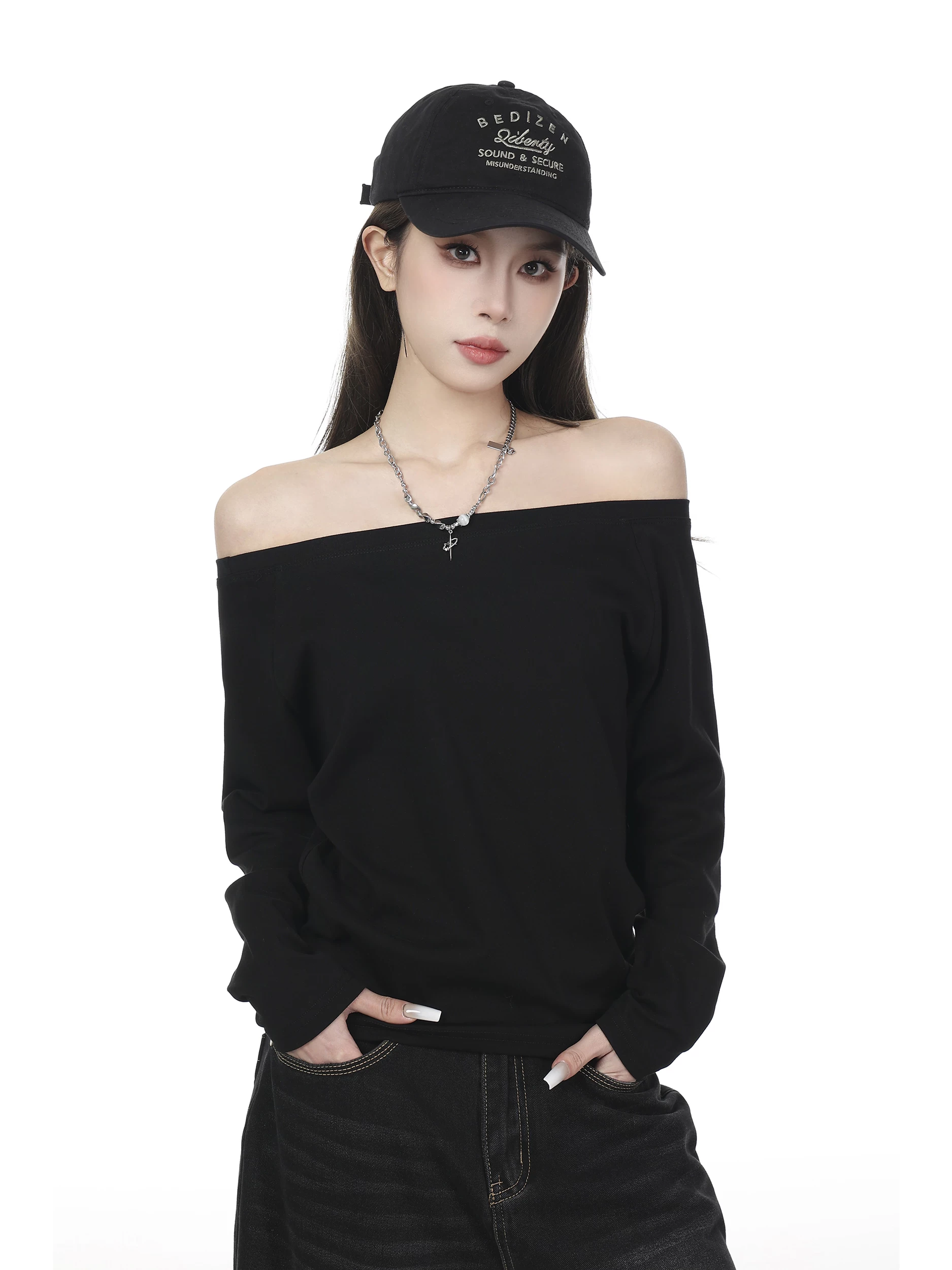 オフショルダー 長袖Tシャツ 商品写真