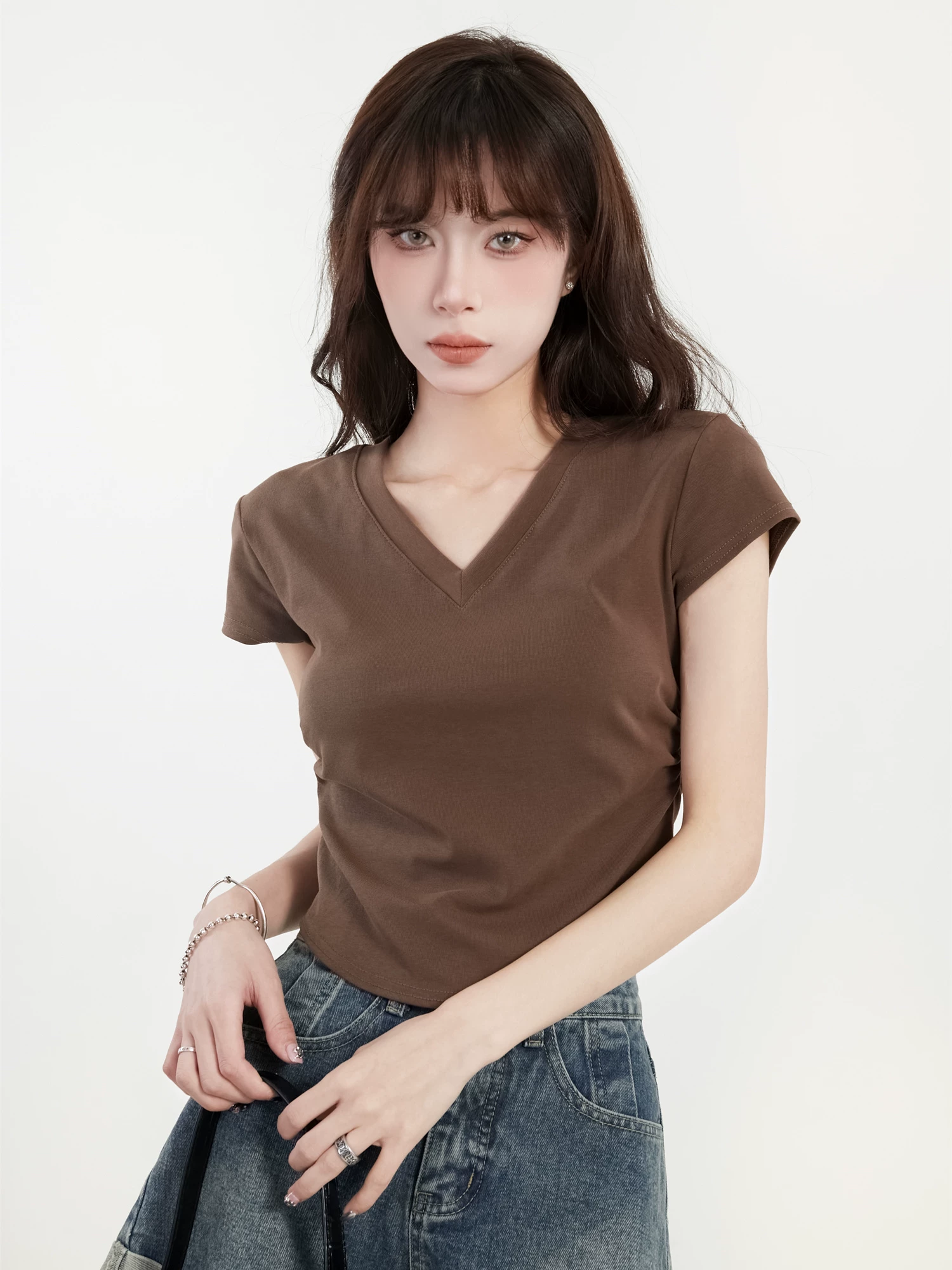 Vネック ショート丈 半袖Tシャツ 商品写真