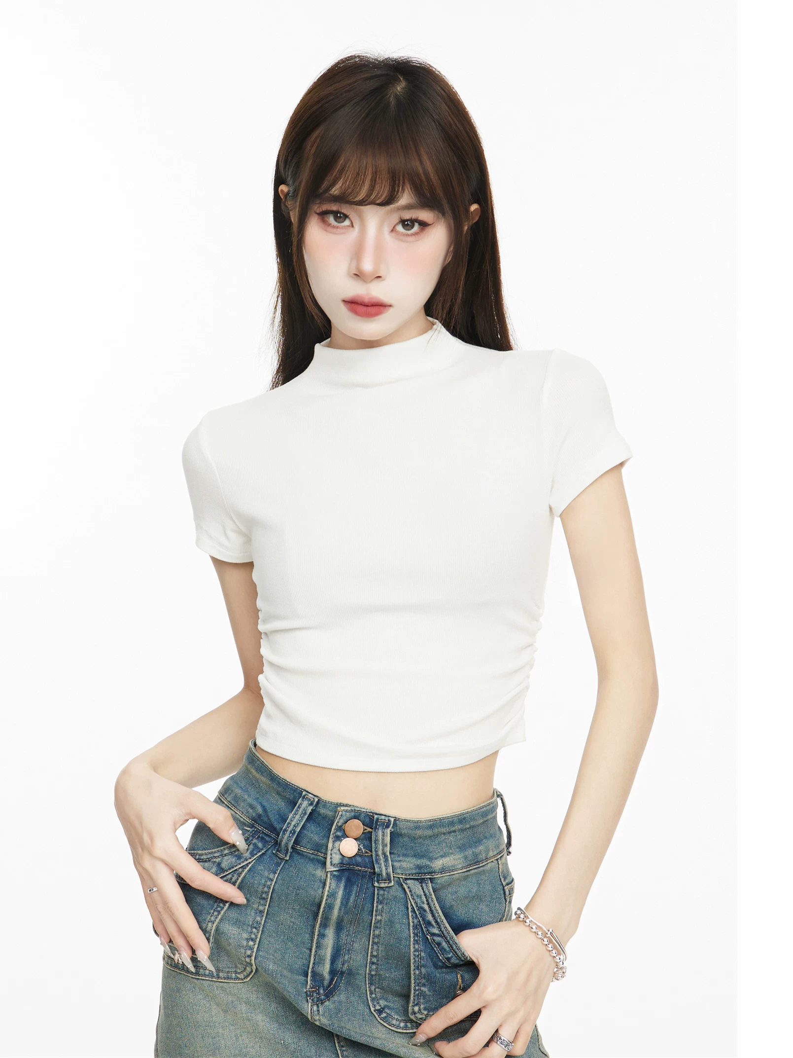 ハイネック ショート丈 半袖Tシャツ 商品写真
