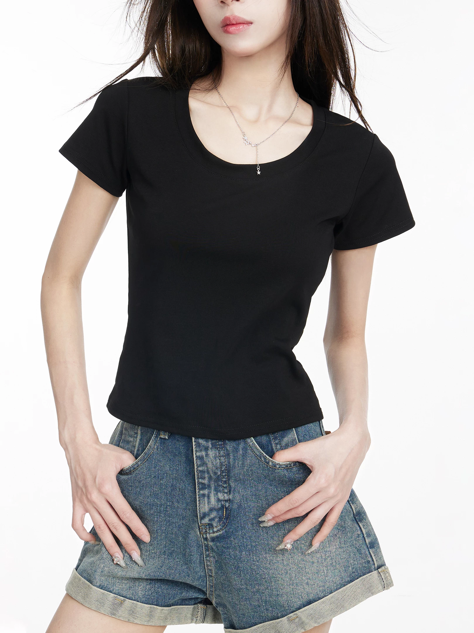 ショート丈 半袖Tシャツ 商品写真