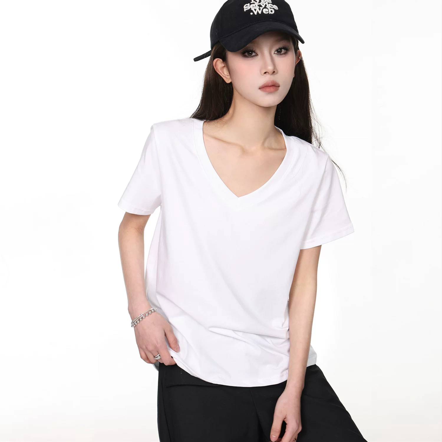 Vネック 半袖Tシャツ 商品写真