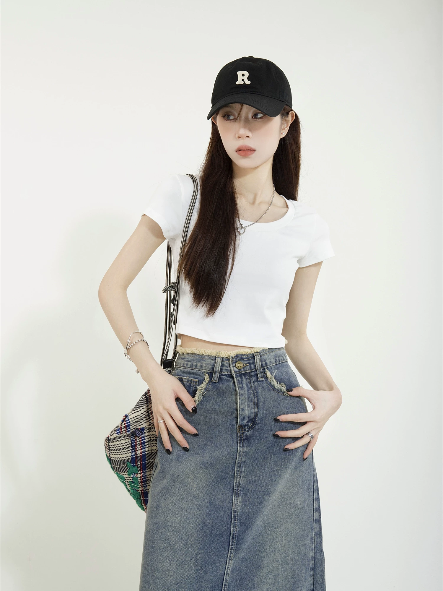 ショート丈 半袖Tシャツ 商品写真