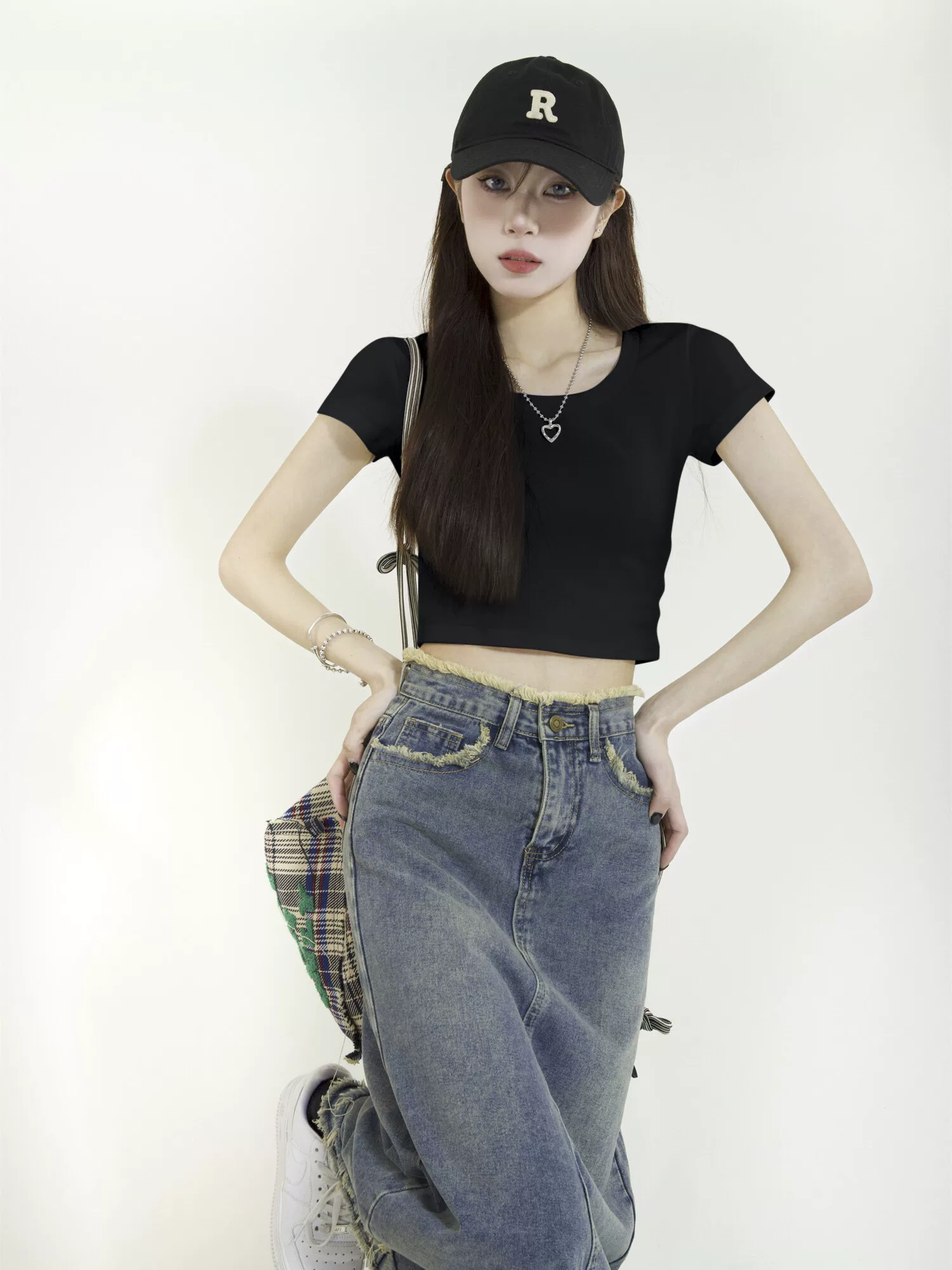 ショート丈 フィット半袖Tシャツ 商品写真