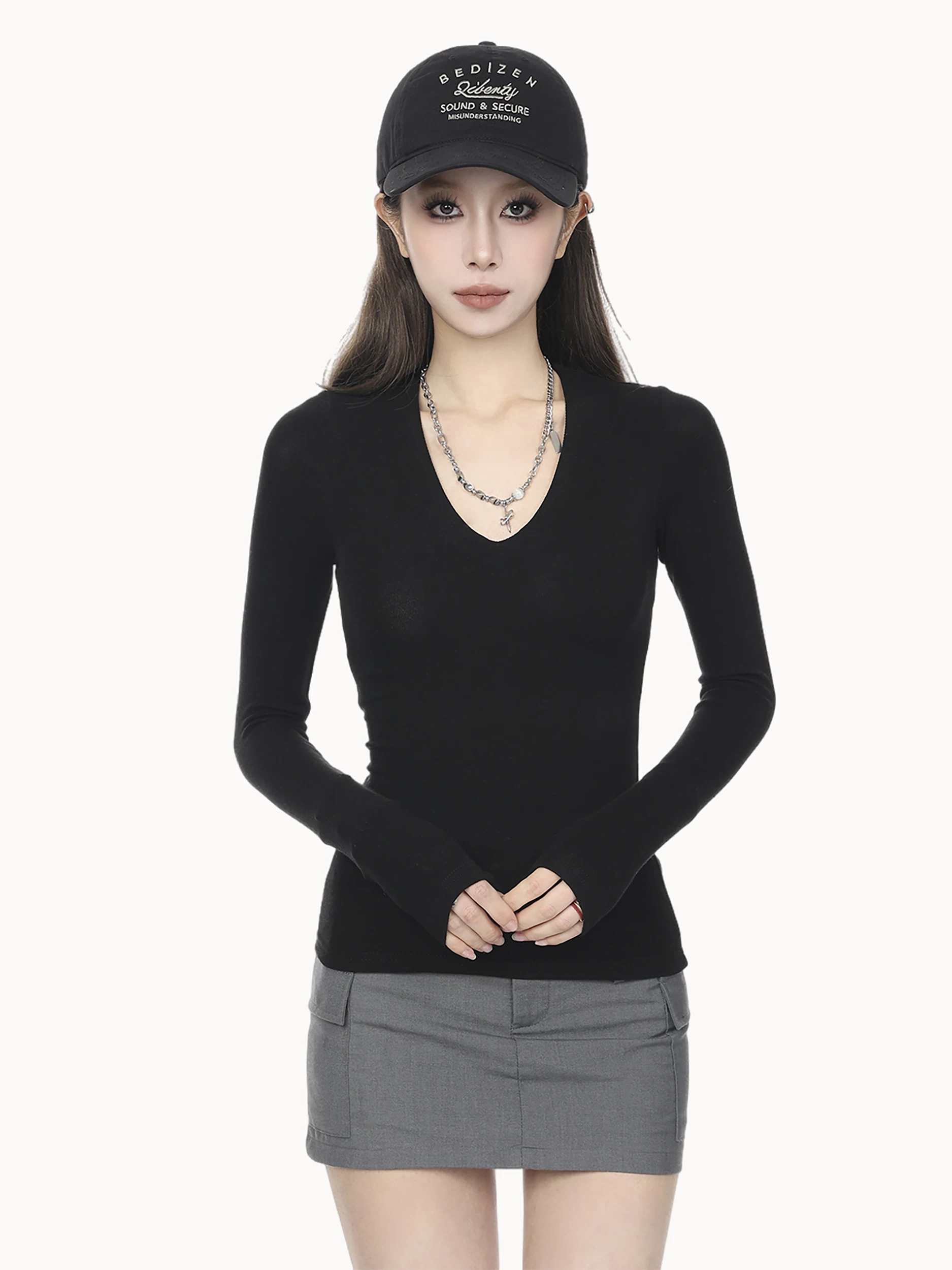 Vネック 長袖Tシャツ 商品写真