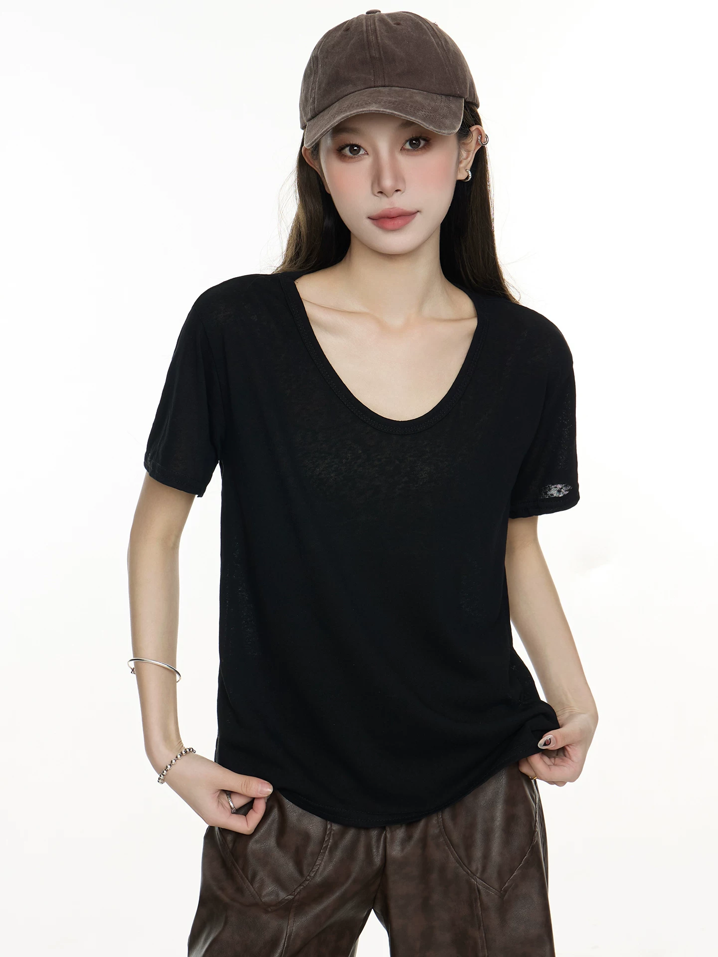 Vネック 半袖Tシャツ 商品写真