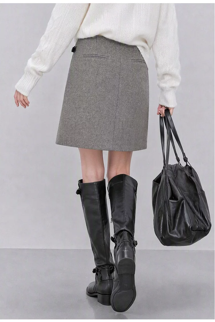 AMII バックル飾り付き ウール混Aラインミニスカート 商品写真