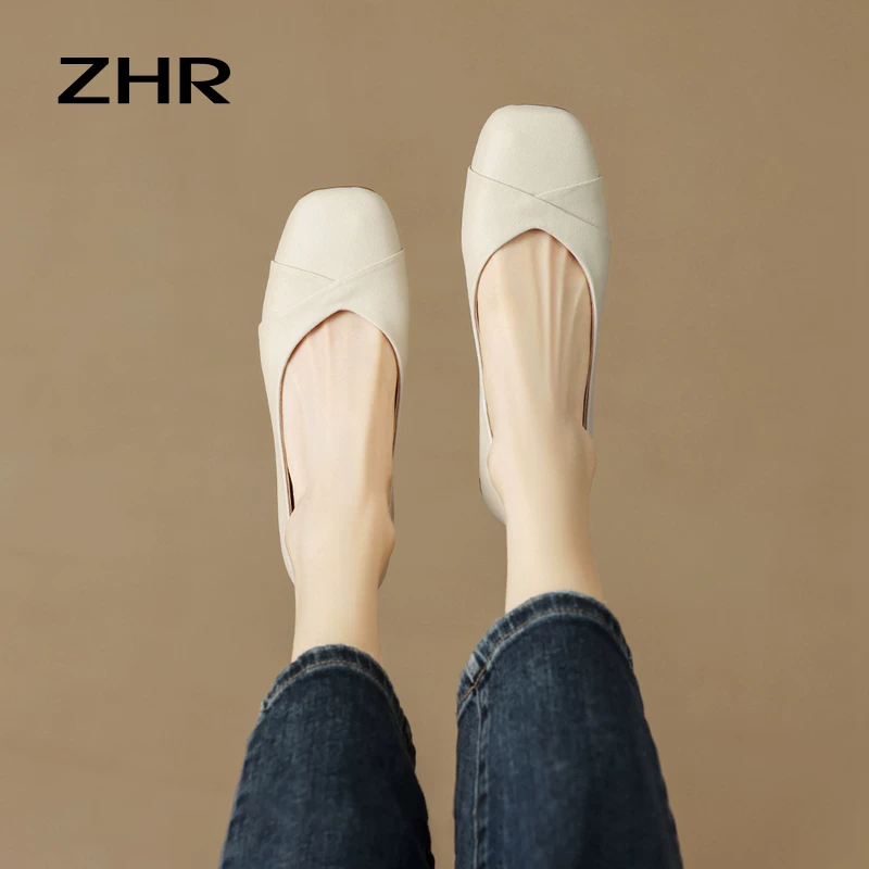 ZHR AH317 スクエアトゥのローヒールパンプス 商品写真