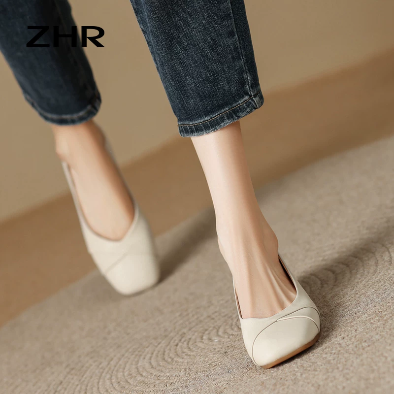 ZHR AH317 スクエアトゥのローヒールパンプス 商品写真