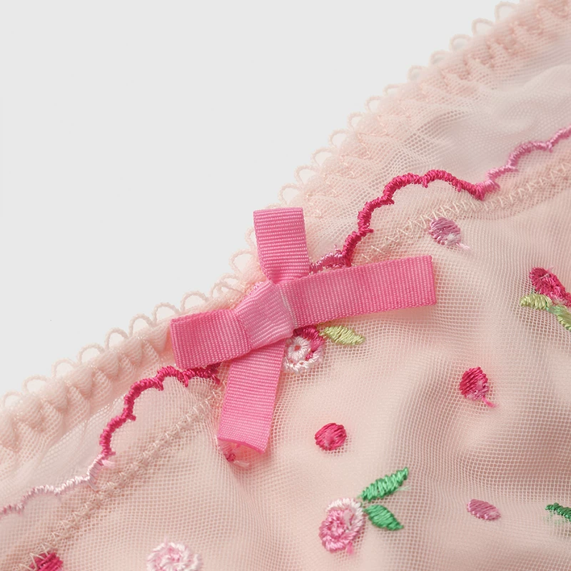 刺繍メッシュのローライズショーツ　抗菌加工の綿クロッチ