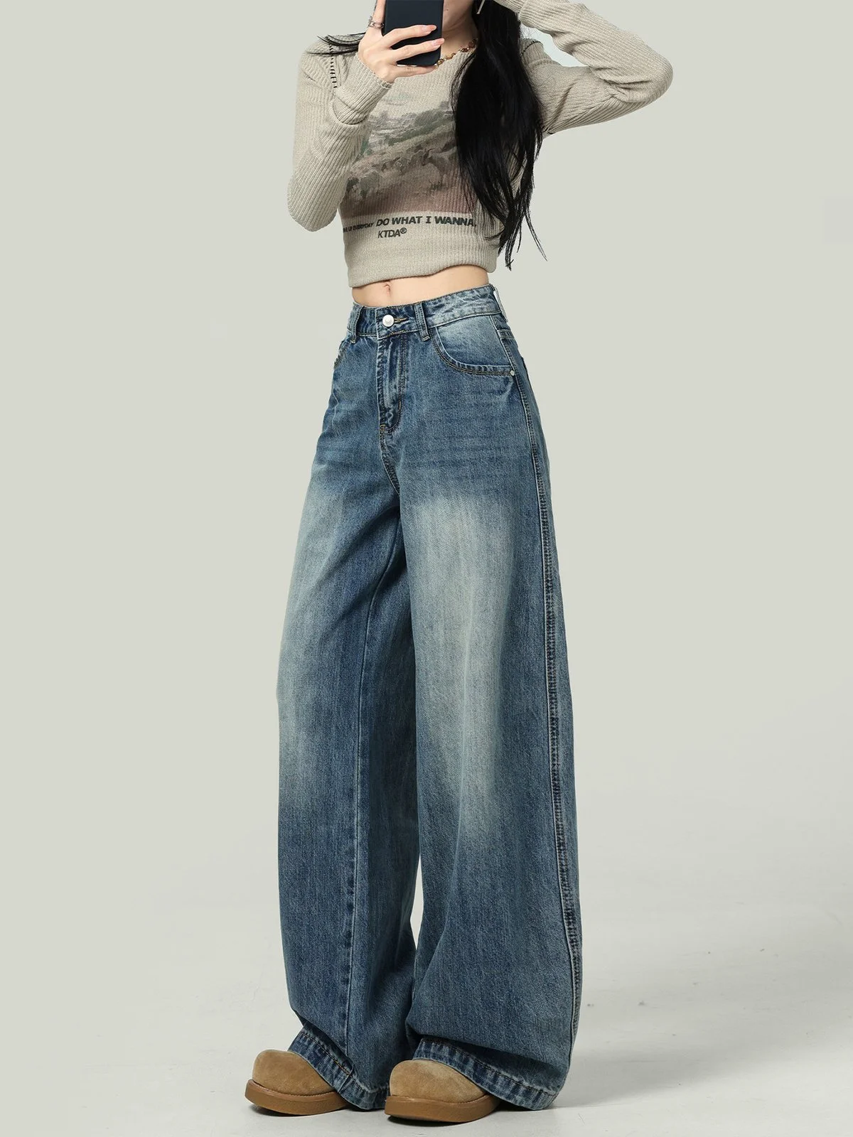 LA CHAPELLE キャットウィスカー加工 カーブドレッグ ワイドデニムパンツ ブルー｜商品写真