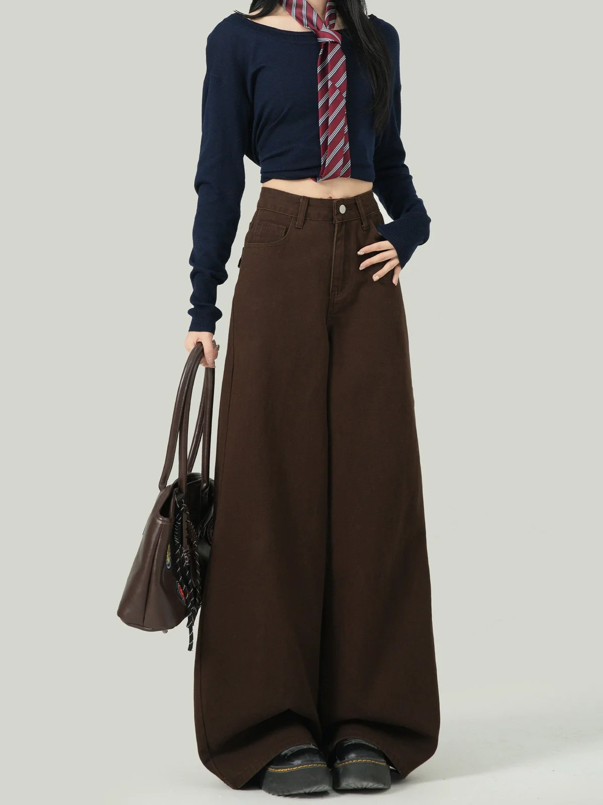 LA CHAPELLE ワイドストレート デニムパンツ モカブラウン｜商品写真
