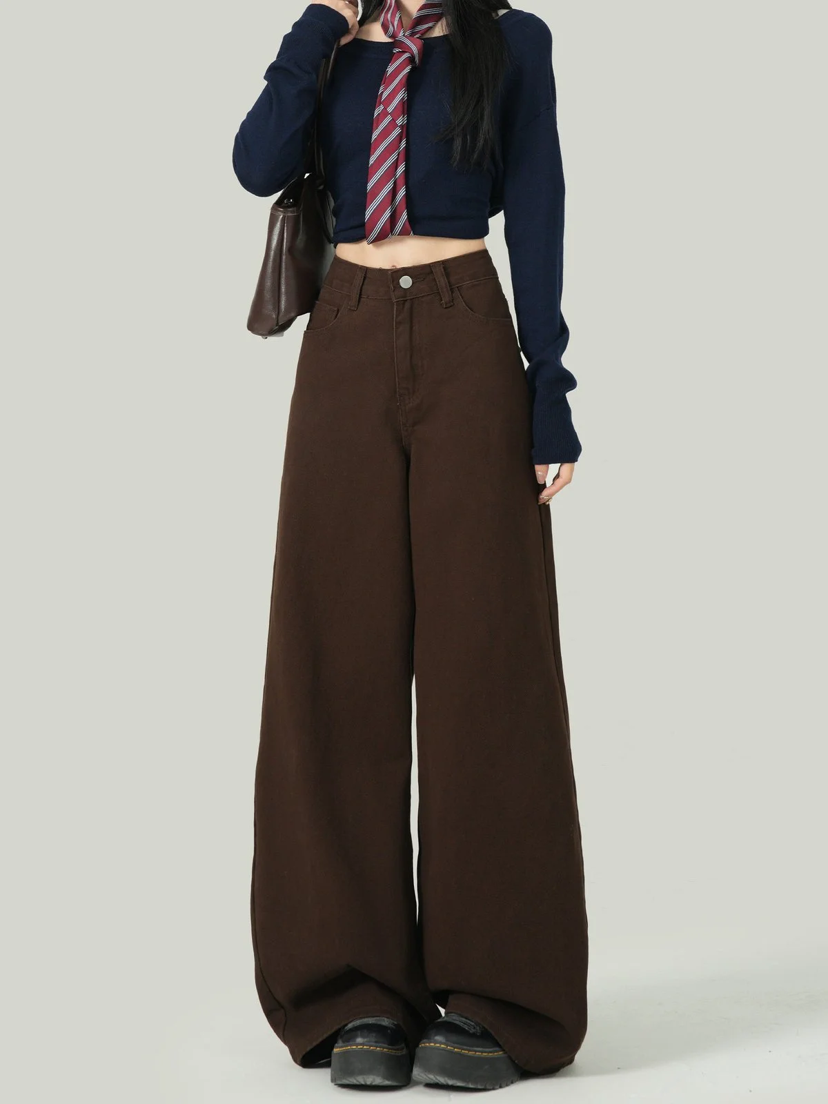 LA CHAPELLE ワイドストレート デニムパンツ モカブラウン｜商品写真