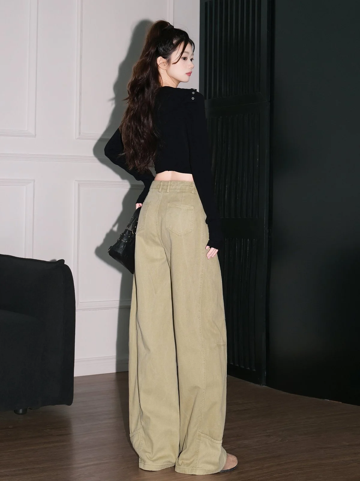 LA CHAPELLE カーブドレッグ ワイドデニムパンツ ライトカーキ｜商品写真
