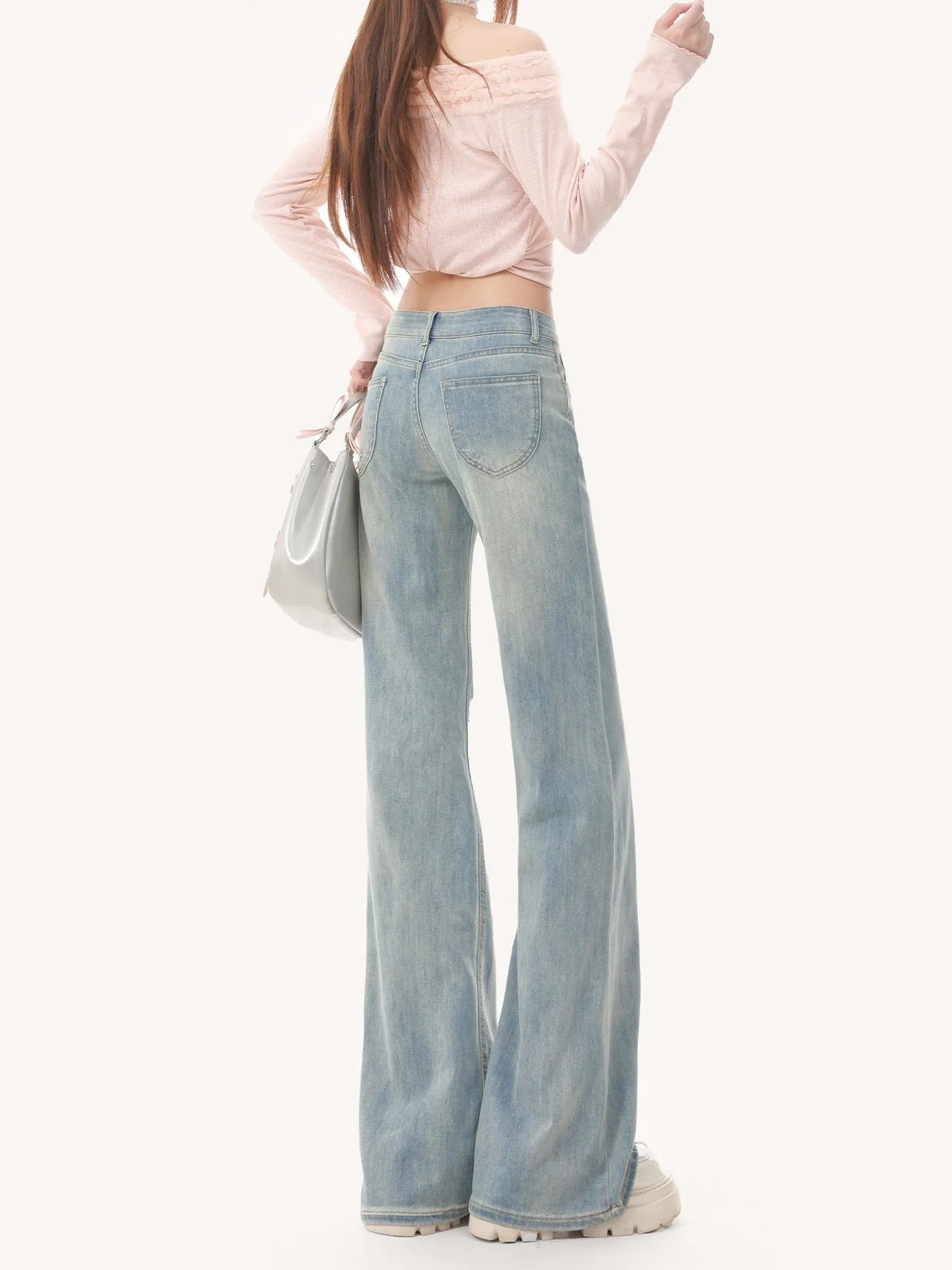 LA CHAPELLE ローライズ ブーツカットデニムパンツ ライトブルー｜商品写真
