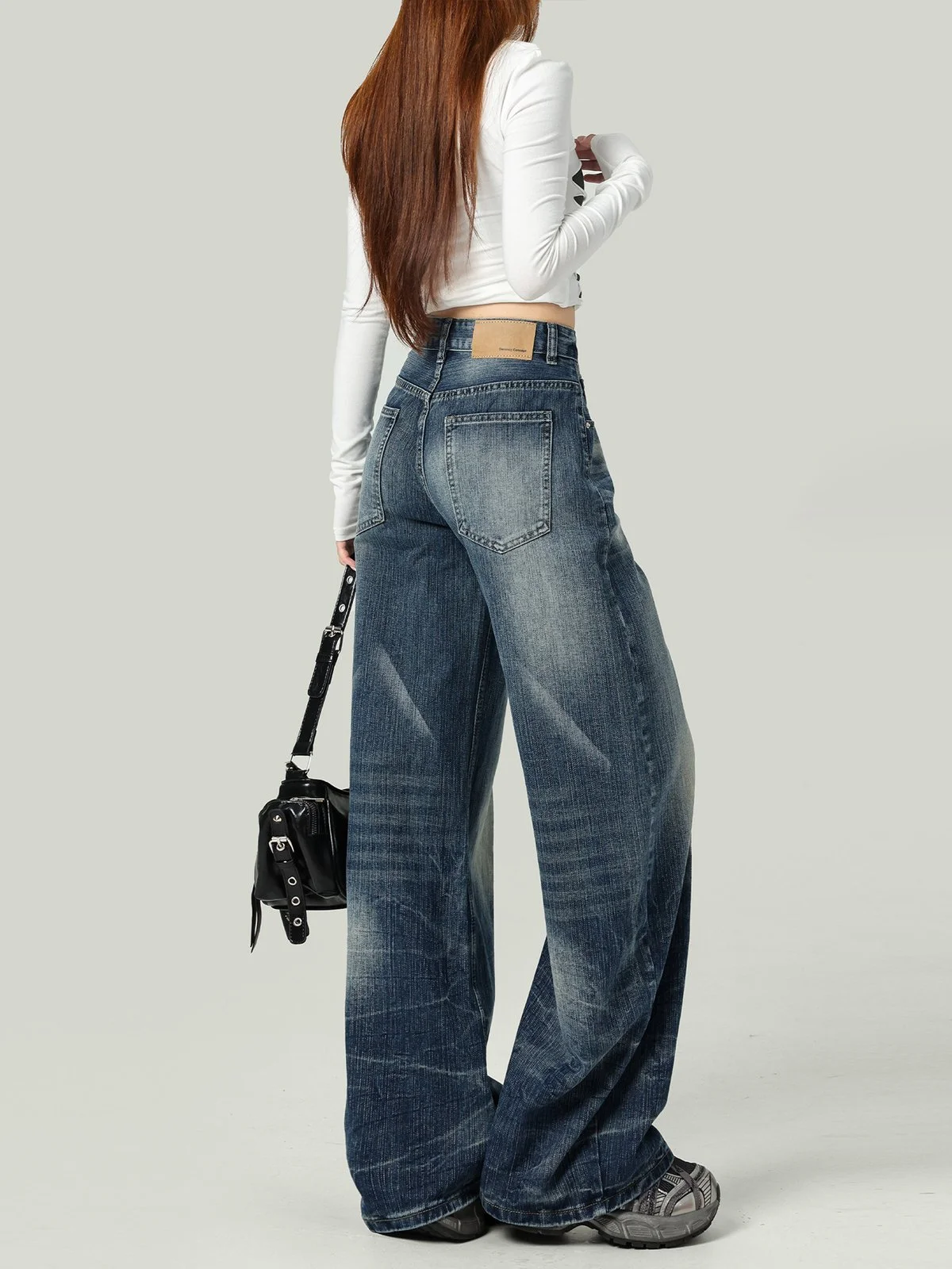 LA CHAPELLE ウォッシュ加工 バナナシルエット ワイドデニムパンツ ブルー ロング丈｜商品写真