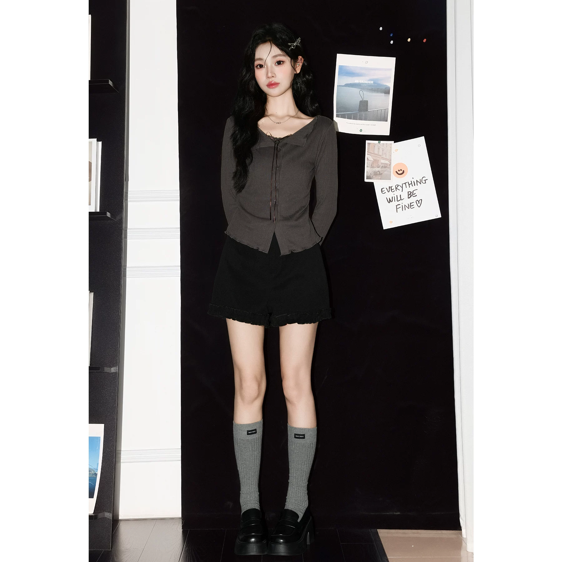 ブラック フリル ショートパンツ ハイウエスト ウール調