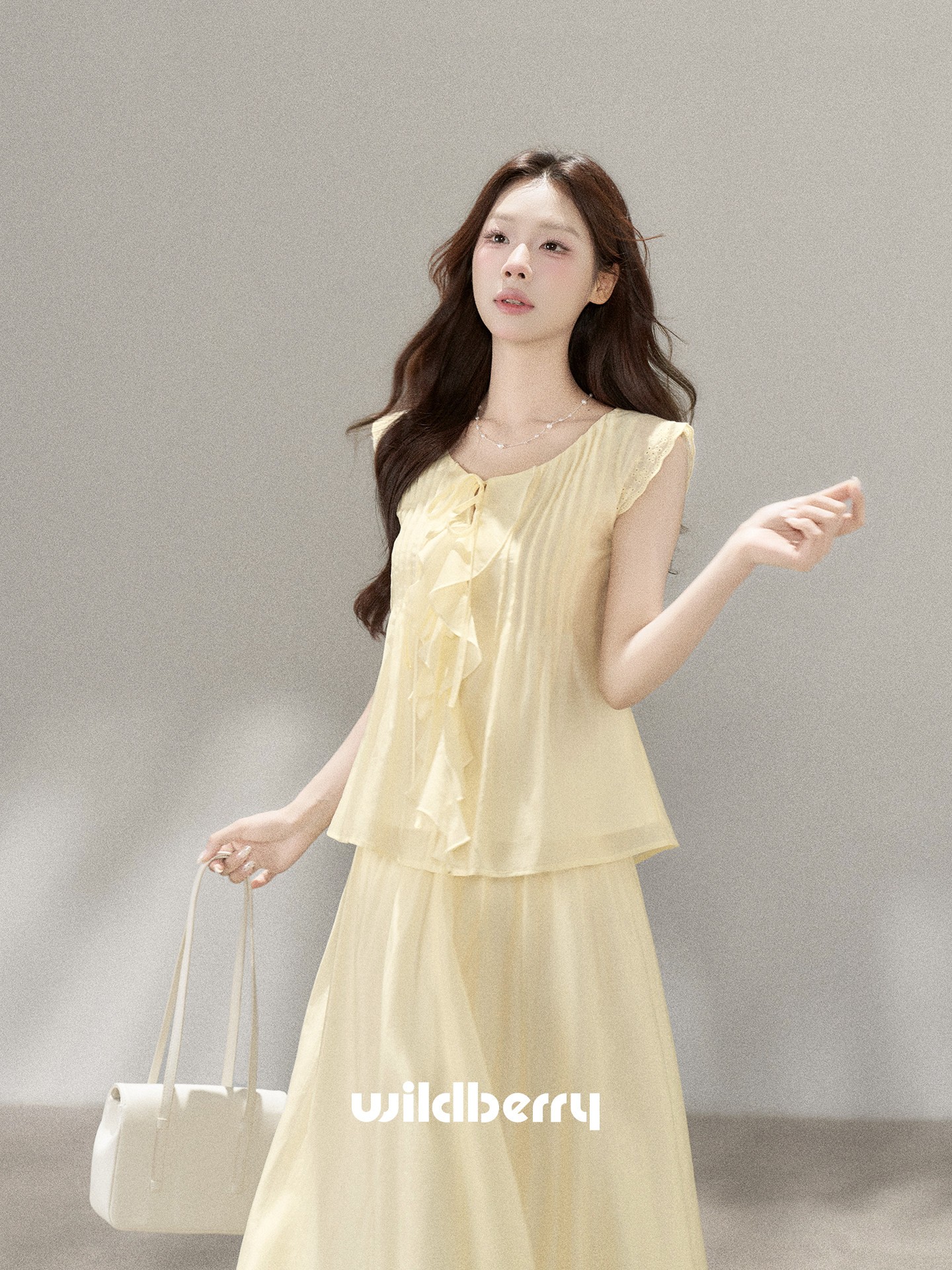 Wildberry ノースリーブトップス＆Aラインスカート