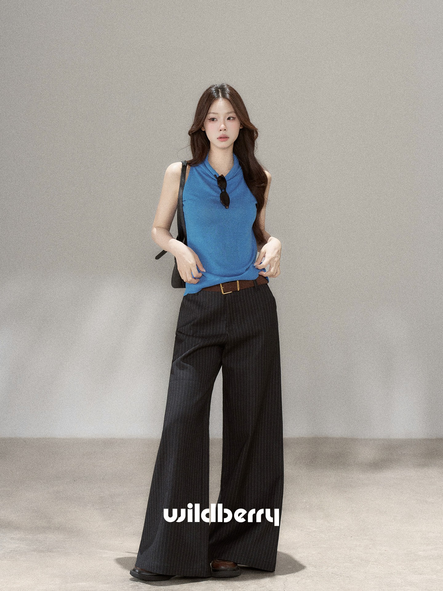 Wildberry ブルー ノースリーブニットベスト