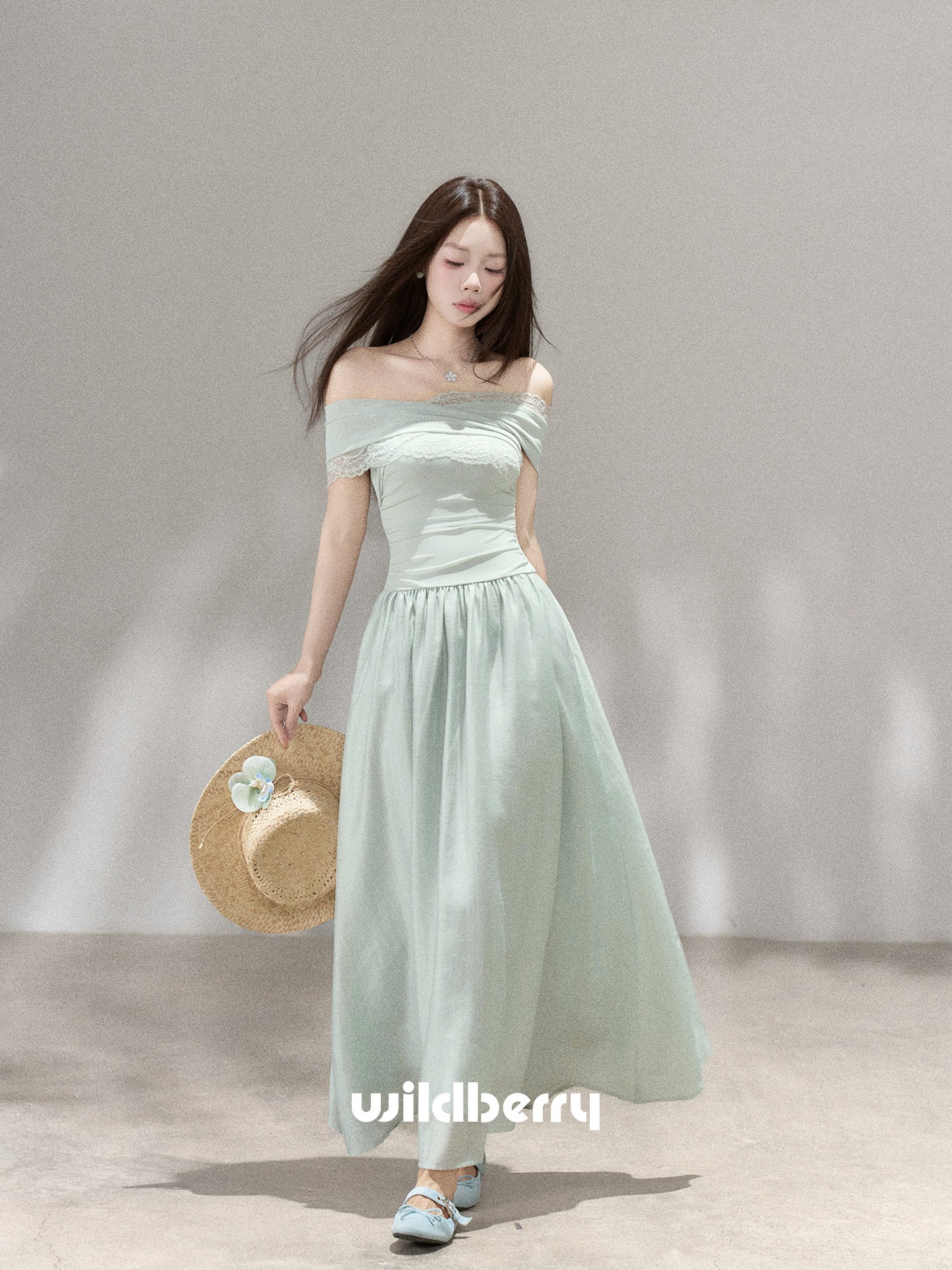 Wildberry オフショルダー ウエストシェイプロングワンピース