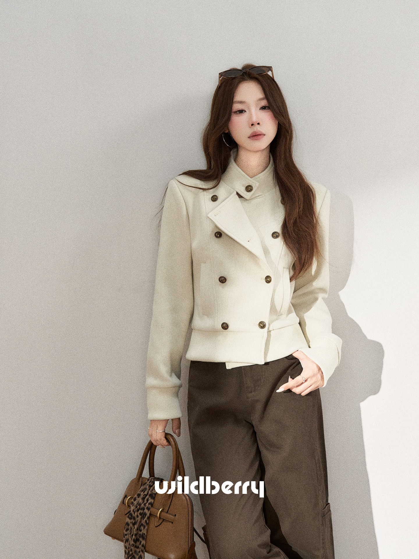 Wildberry 立ち襟 ダブルボタンショートジャケット