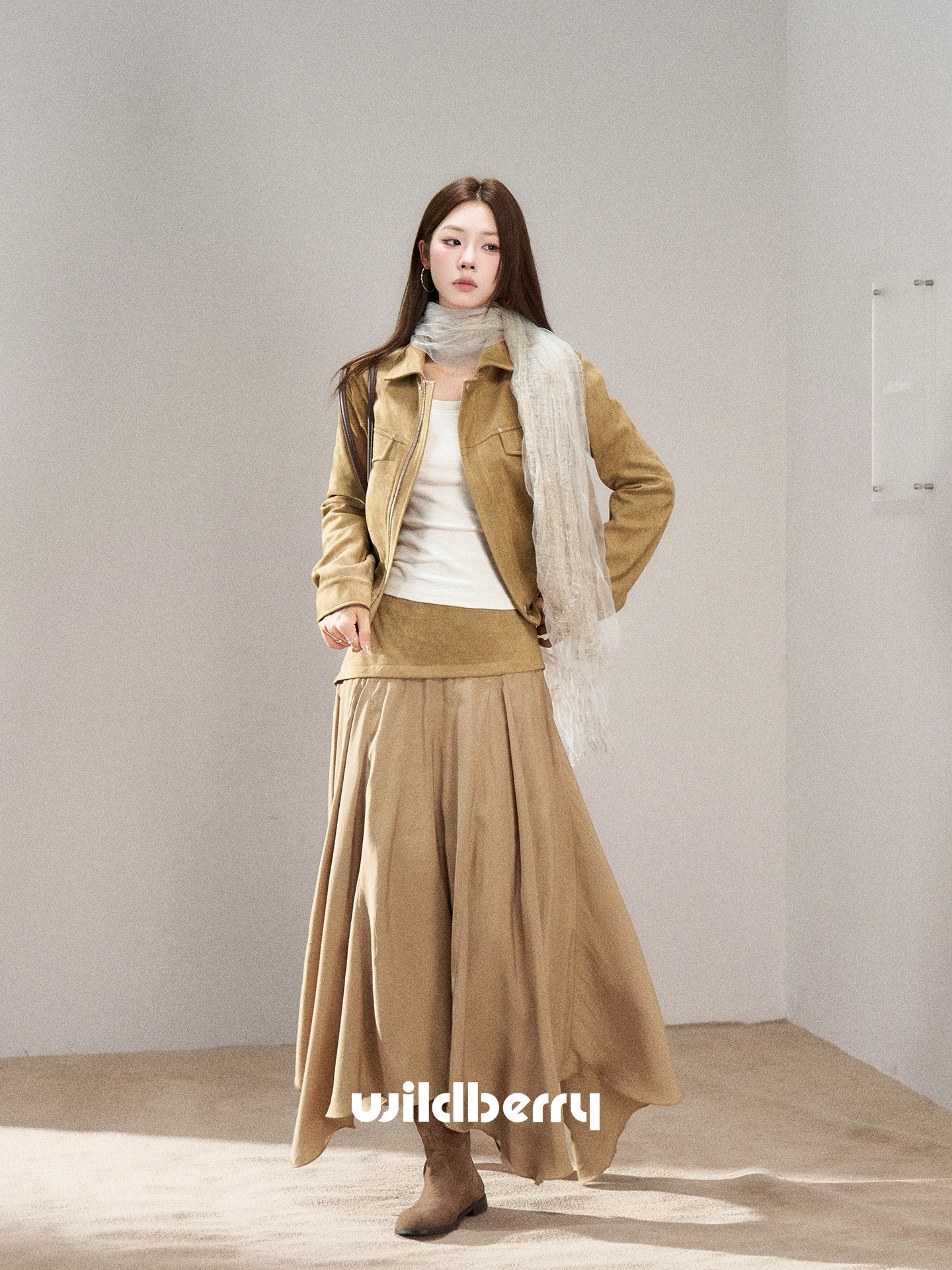 Wildberry カーキ アシンメトリーフレアスカート