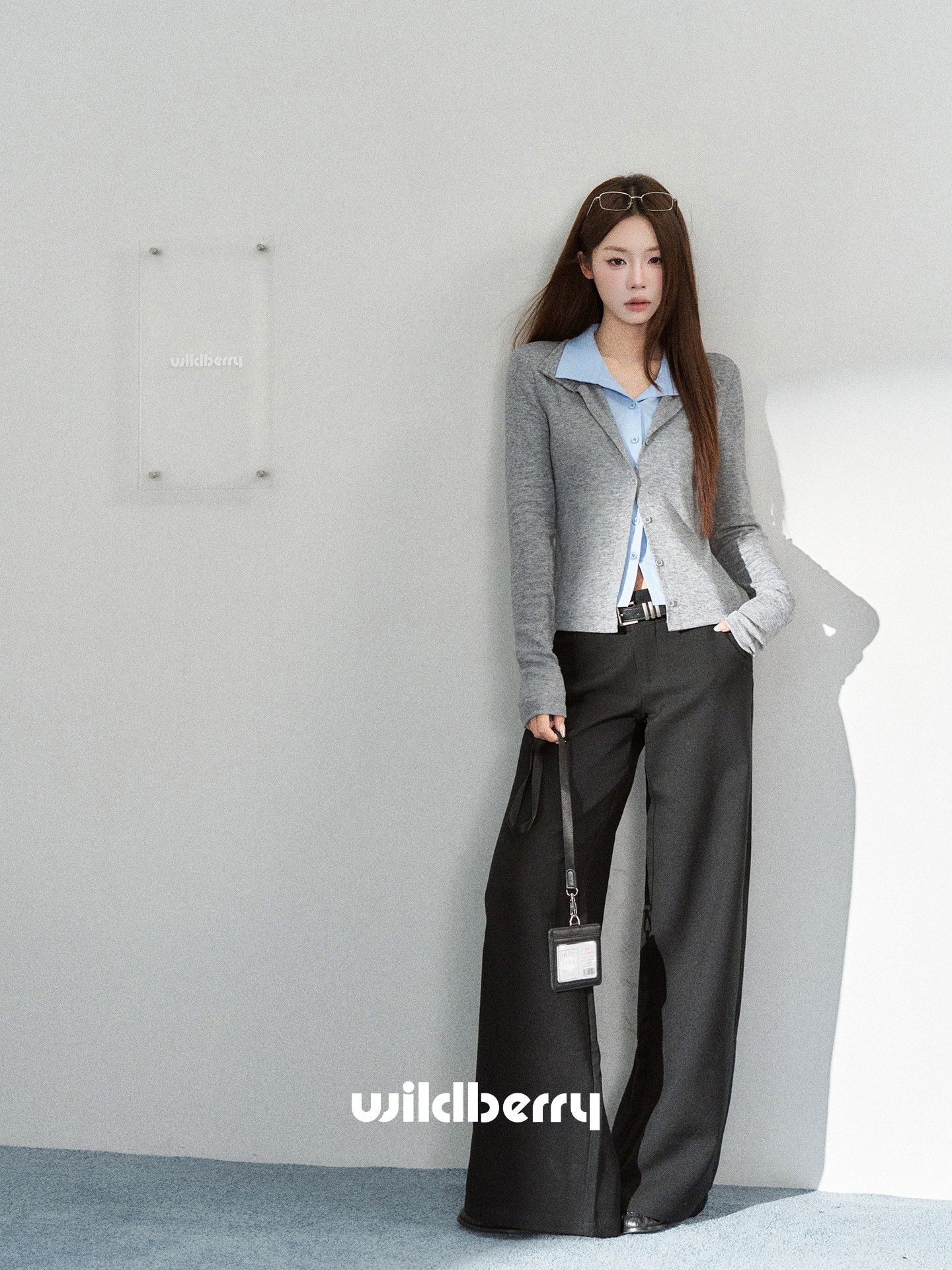 Wildberry 配色折り襟 長袖ニットトップス