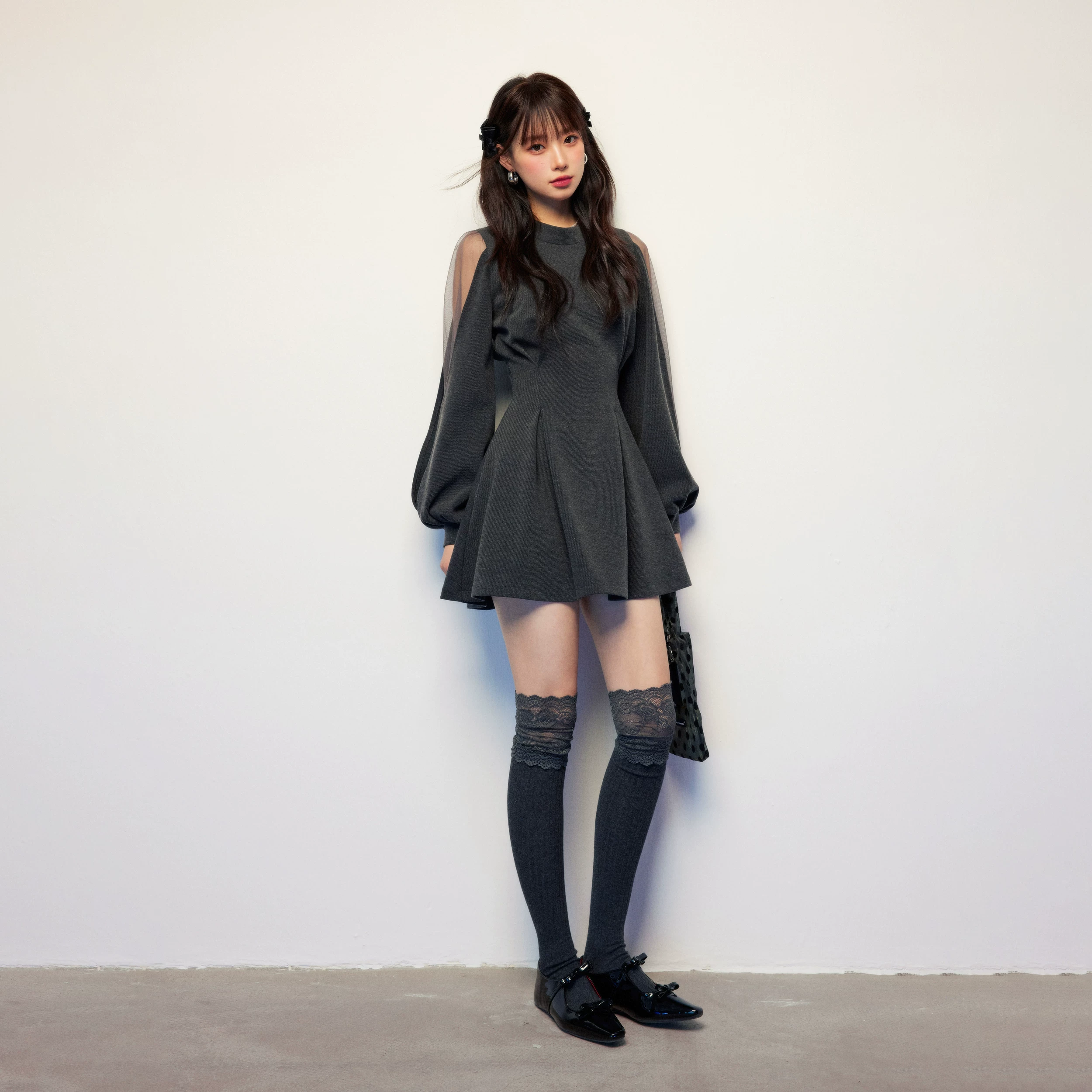 長袖フィットシルエット ミニワンピース