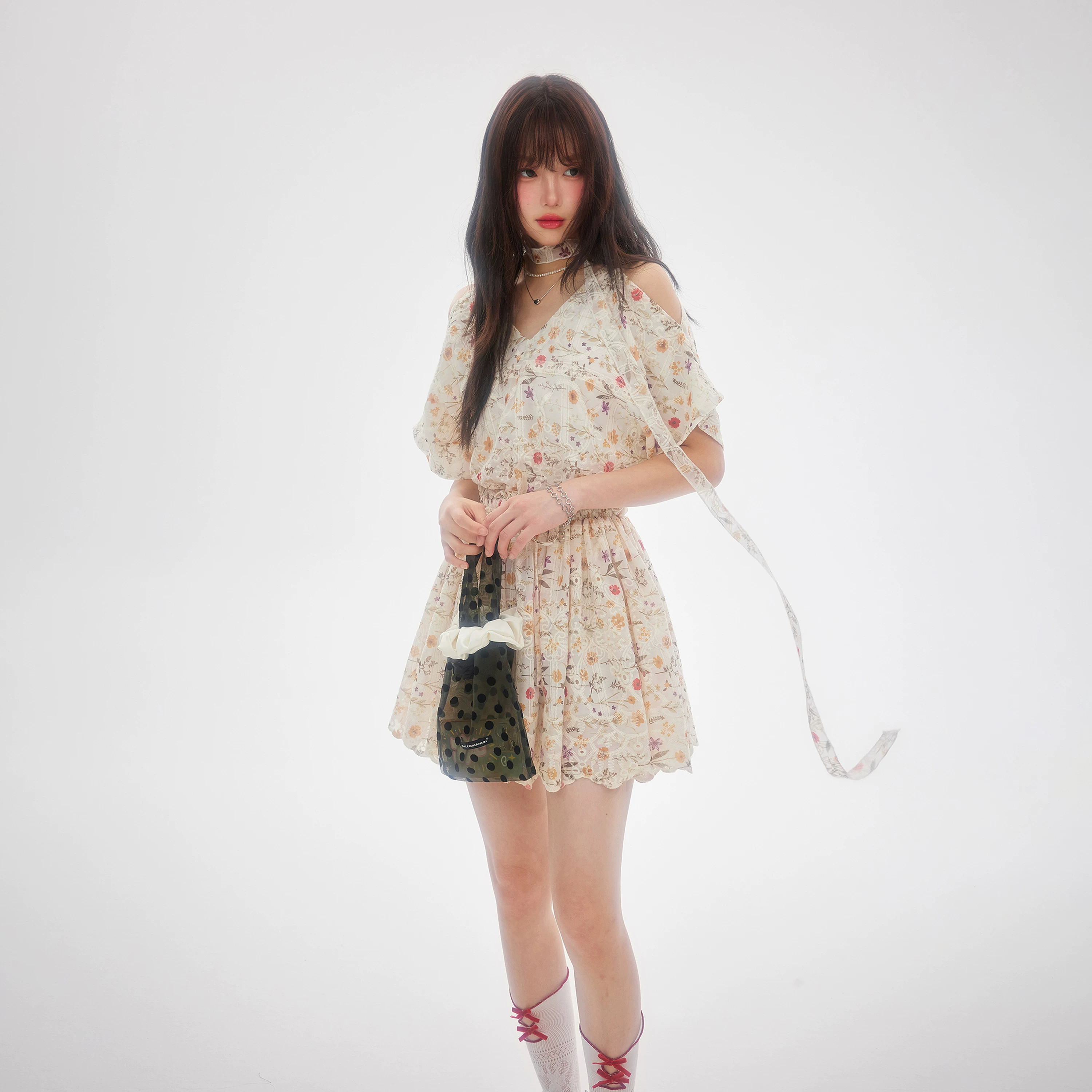 小花柄 オフショルダーワンピース