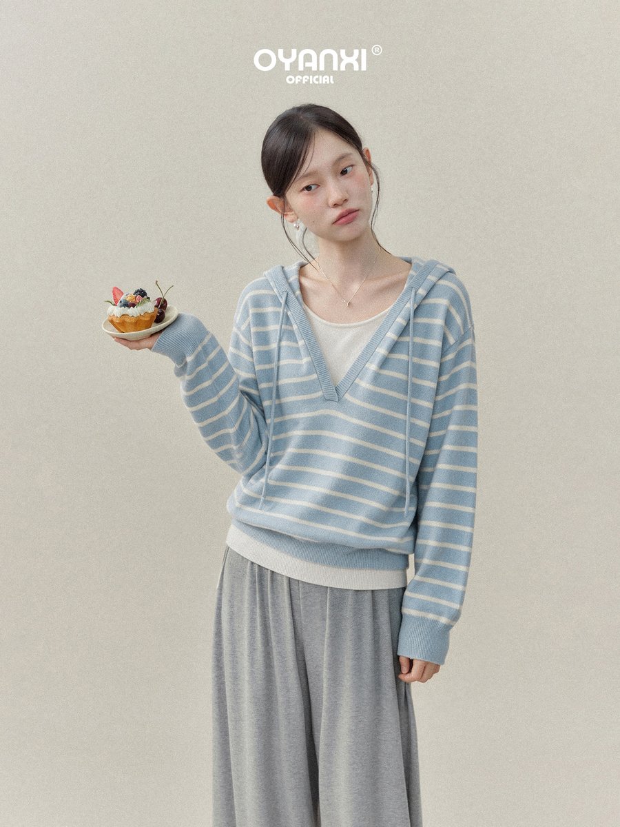 OYANXI ストライプ フェイクレイヤード Vネック フードニット