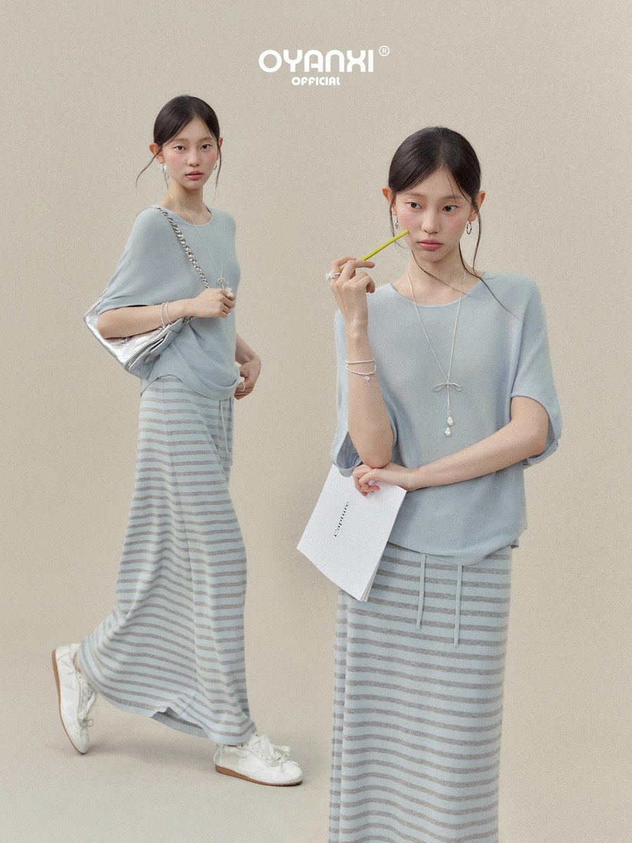 OYANXI クルーネック トップス＆ストライプスカート セットアップ