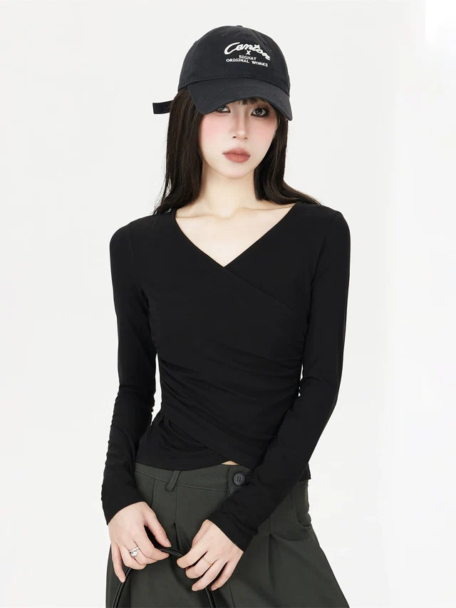 Vネック ショート丈 長袖Tシャツ 商品写真