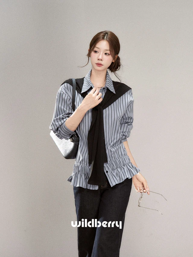 Wildberry ブルーストライプ 長袖シャツ