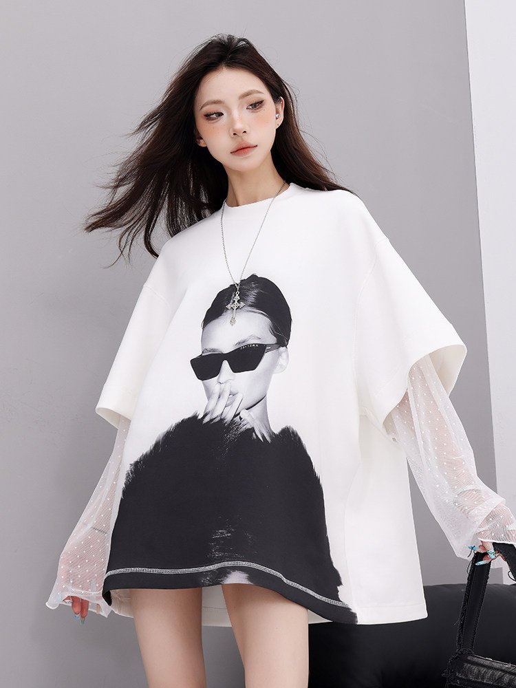 ポートレートプリント レース切替 長袖Tシャツ｜商品写真