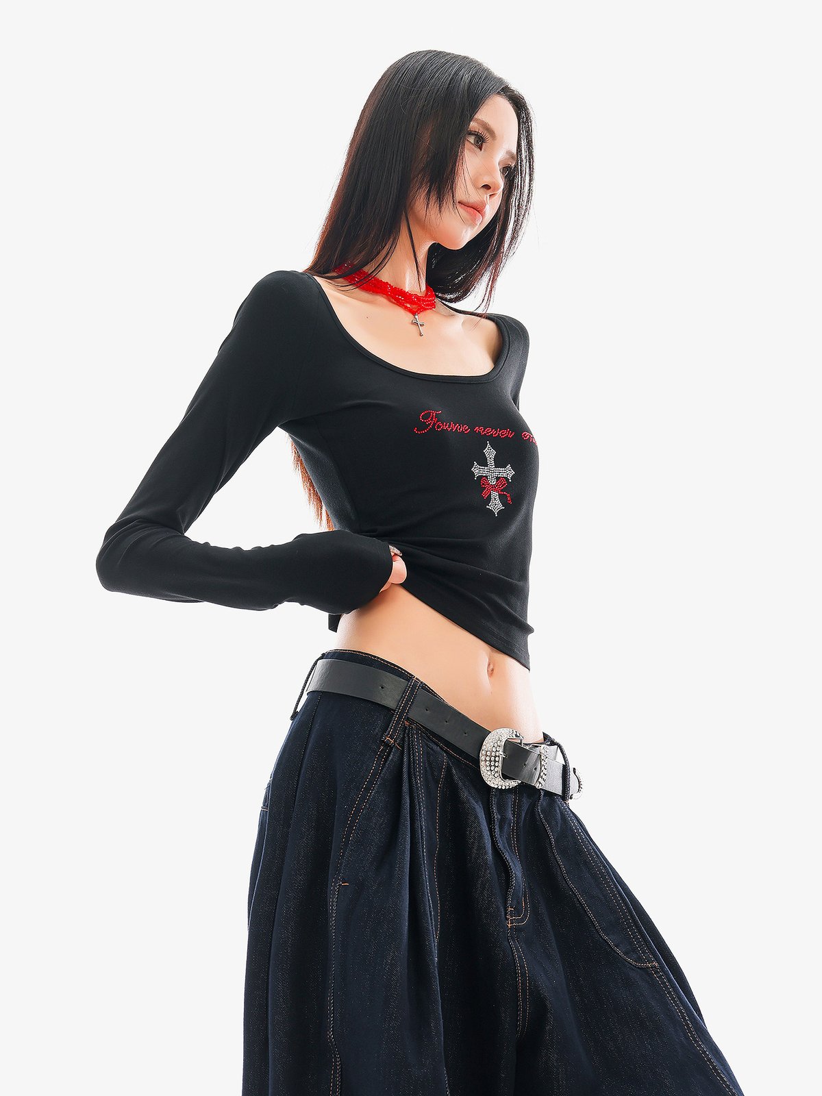 ラインストーンロゴ プリント 長袖Tシャツ ブラック｜商品写真