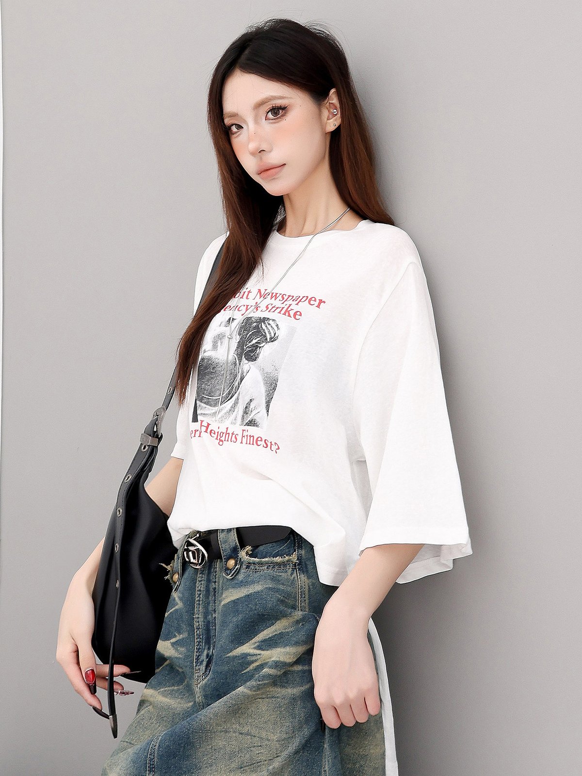 サイドスリット ポートレートプリント 半袖Tシャツ 薄手｜商品写真