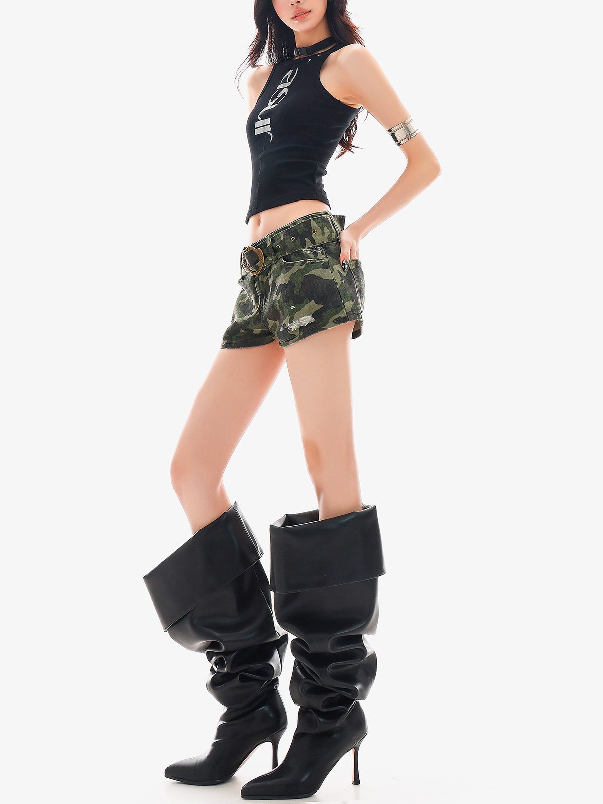 迷彩柄 ダメージ デニムショートパンツ｜商品写真