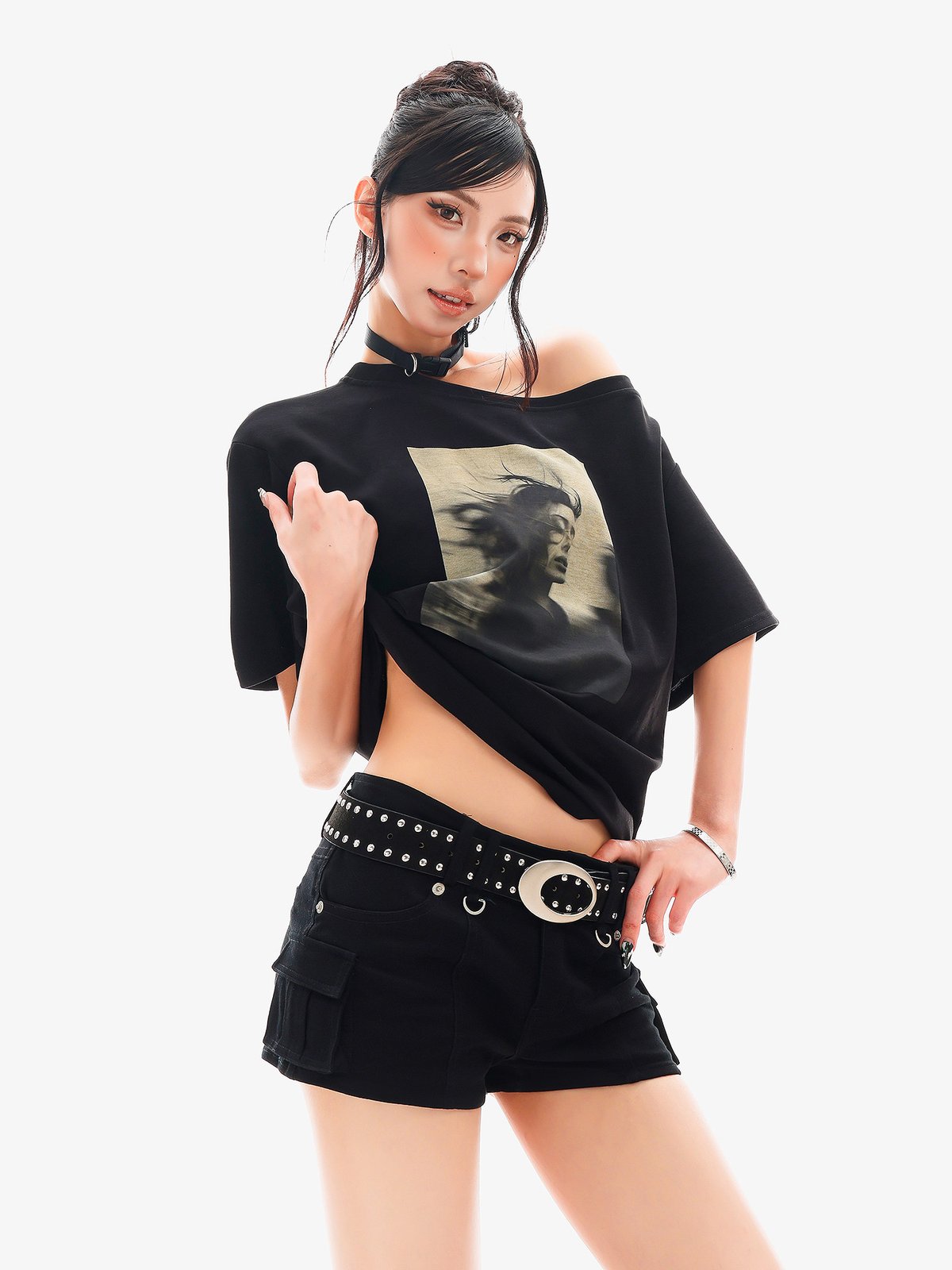ポートレートプリント ワンショルダー半袖Tシャツ｜商品写真