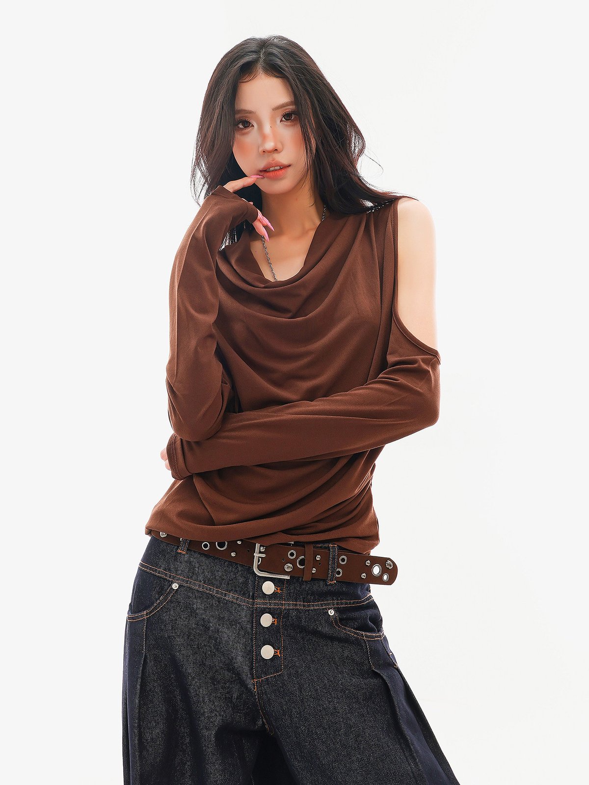 ギャザー ドレープネック オフショルダー長袖Tシャツ｜商品写真