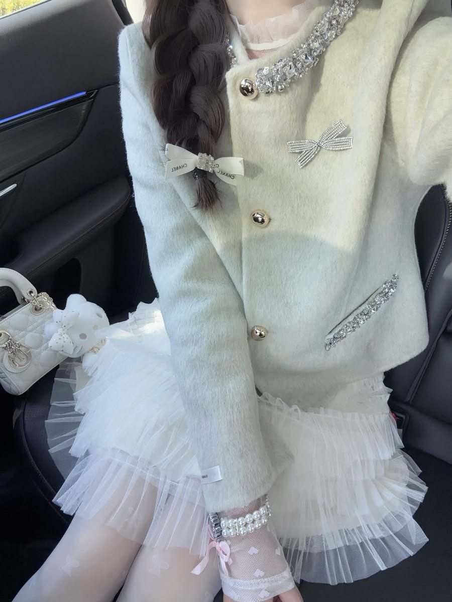 春はこういう色が着たい🌸