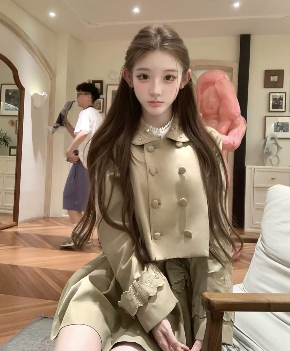 ミニスカに白ブーツ合わせたい🍂 写真2