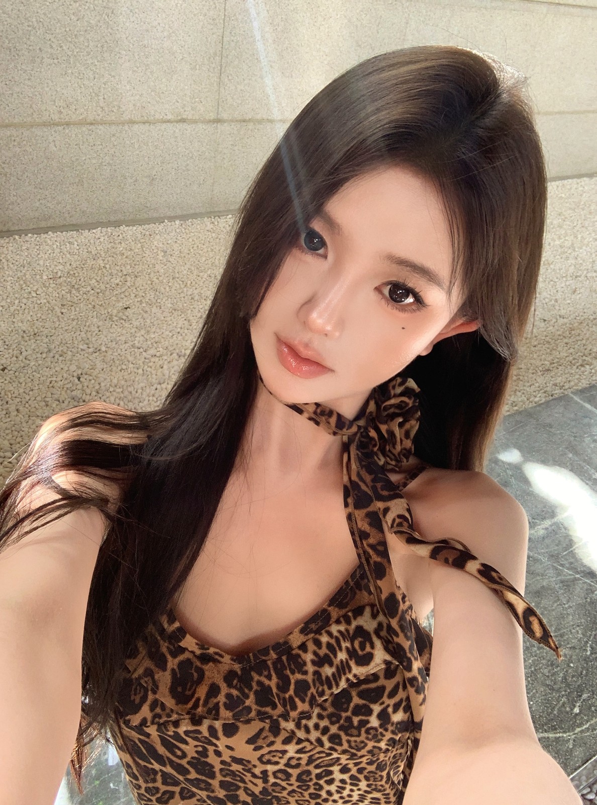 ヒョウ柄キャミに同じ柄のスカーフ🐆 写真2