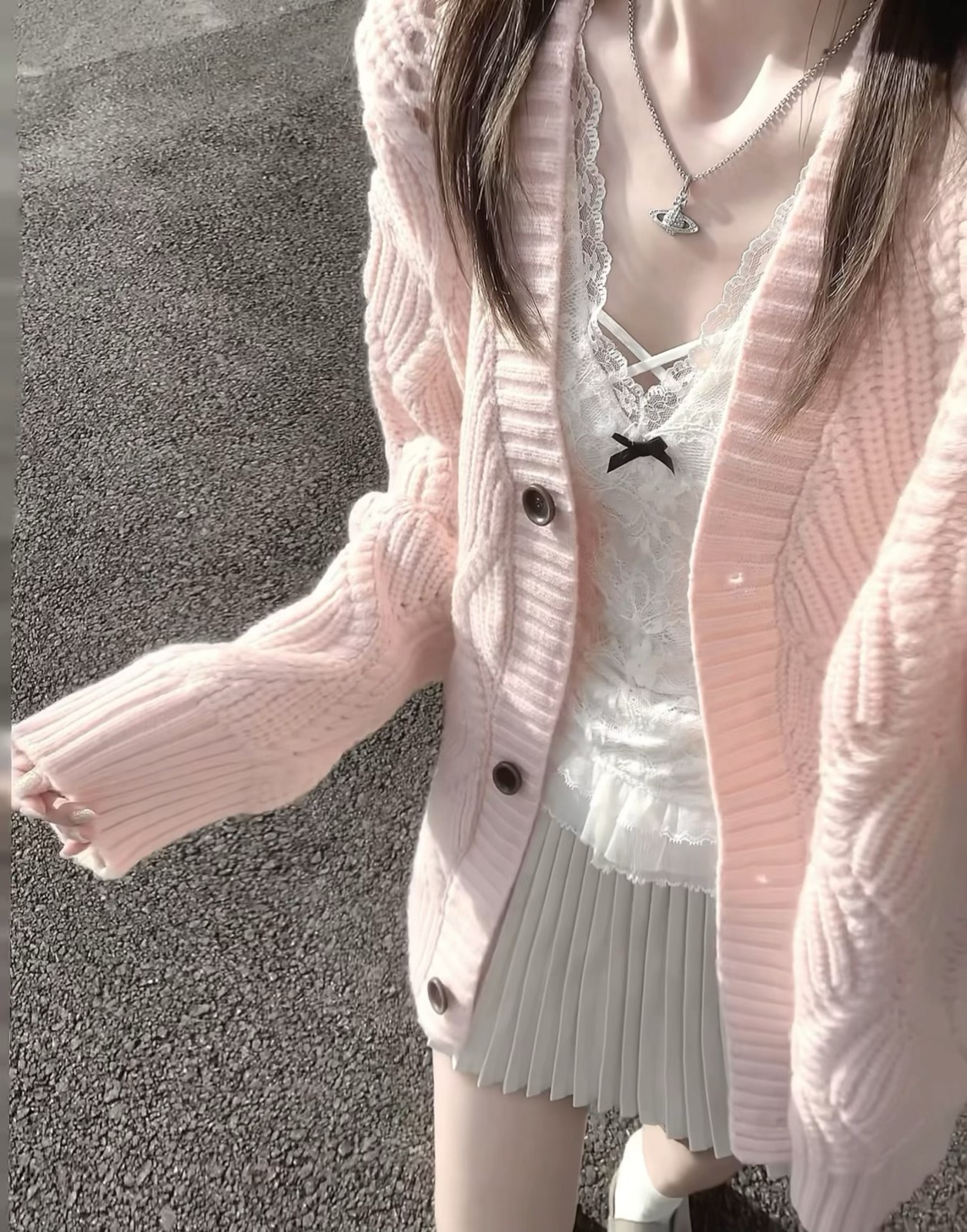 ピンクの編み目から白レース🌸