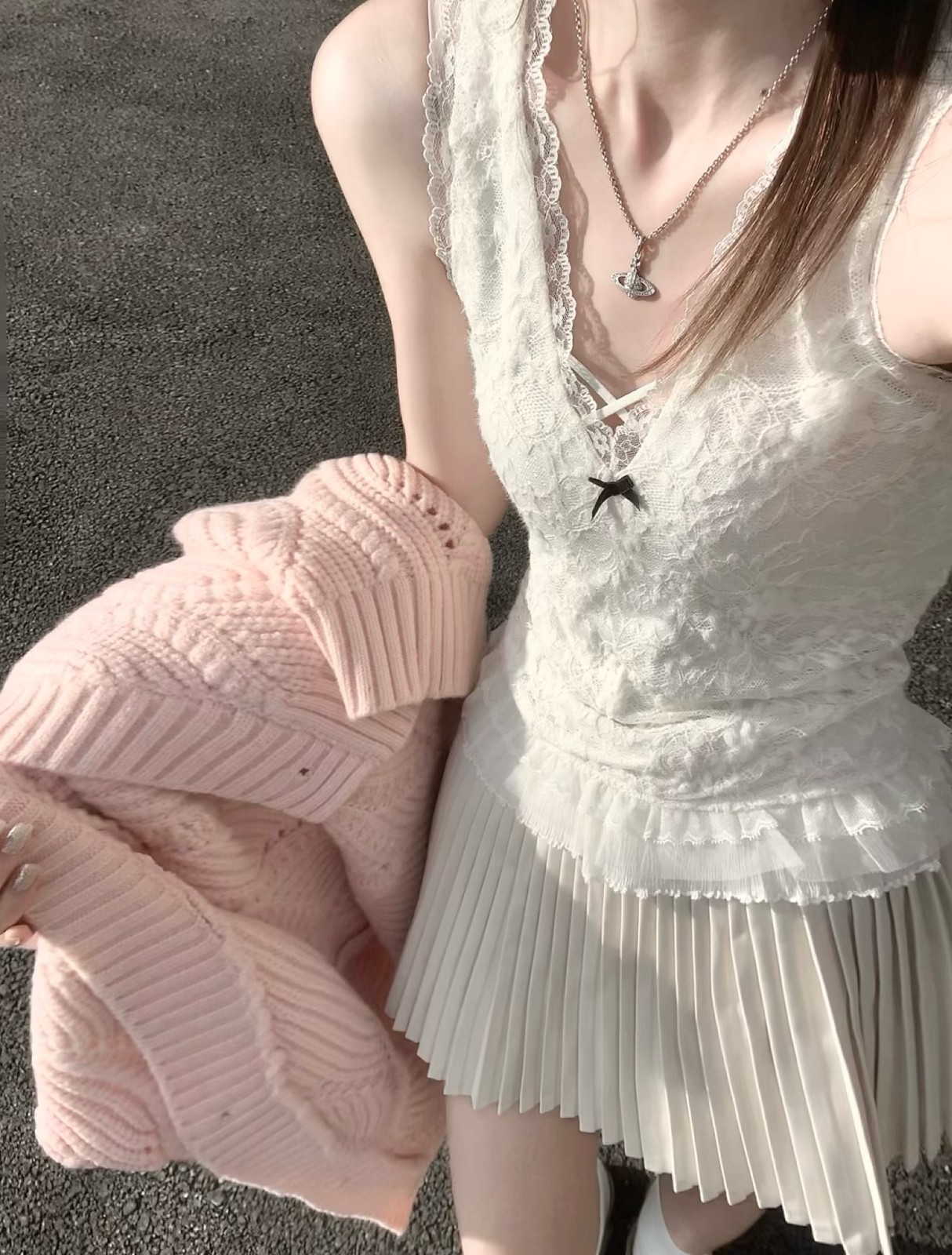 ピンクの編み目から白レース🌸 写真2