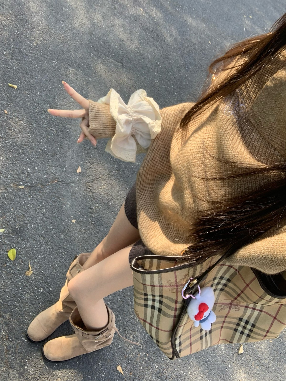 袖口からふわっと白フリル🍂 写真3